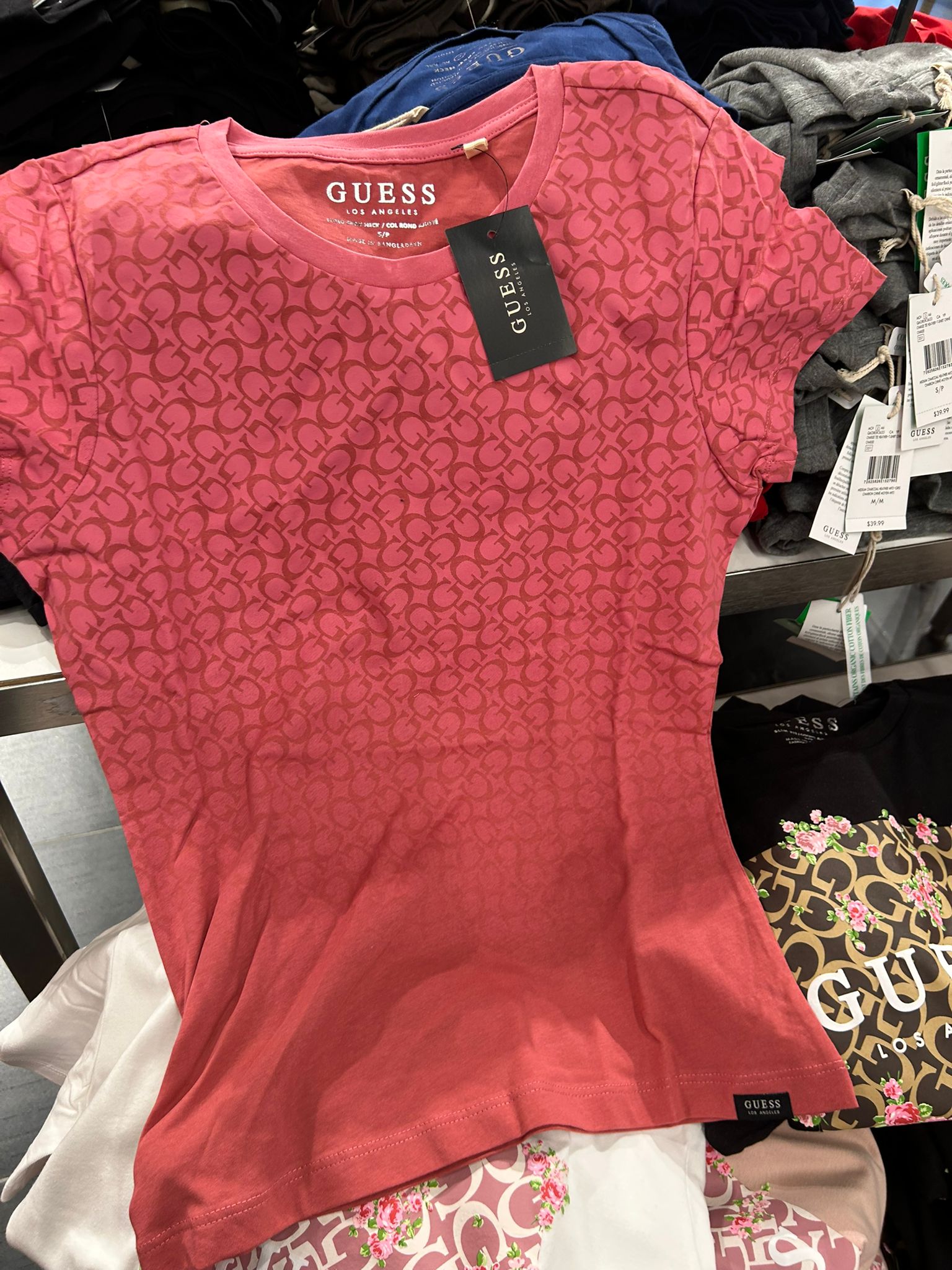 GUESS monogram logo t-shirt -Primary Red