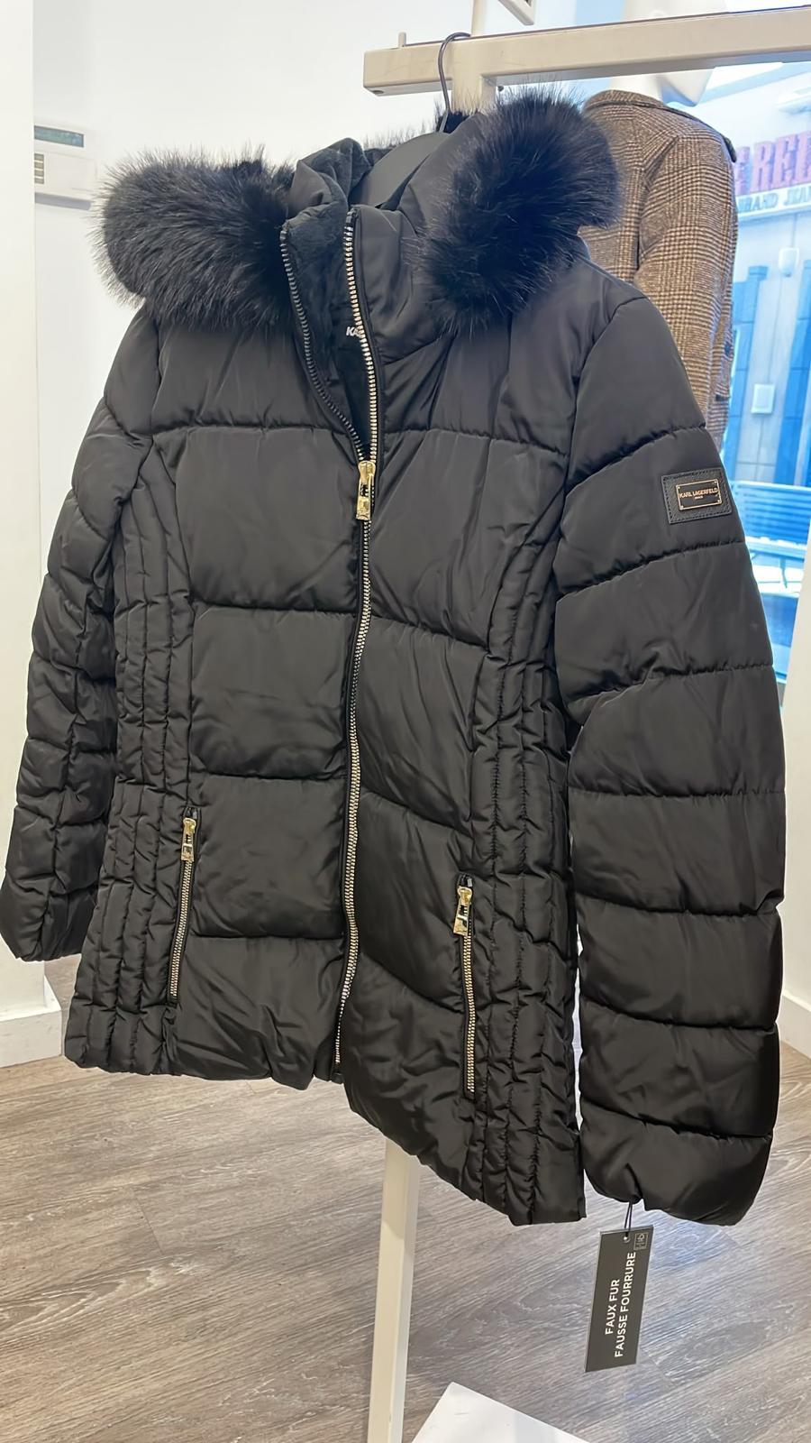 Karl FAUX FUR TRIM HOODED SHORT Women PUFFER-Black