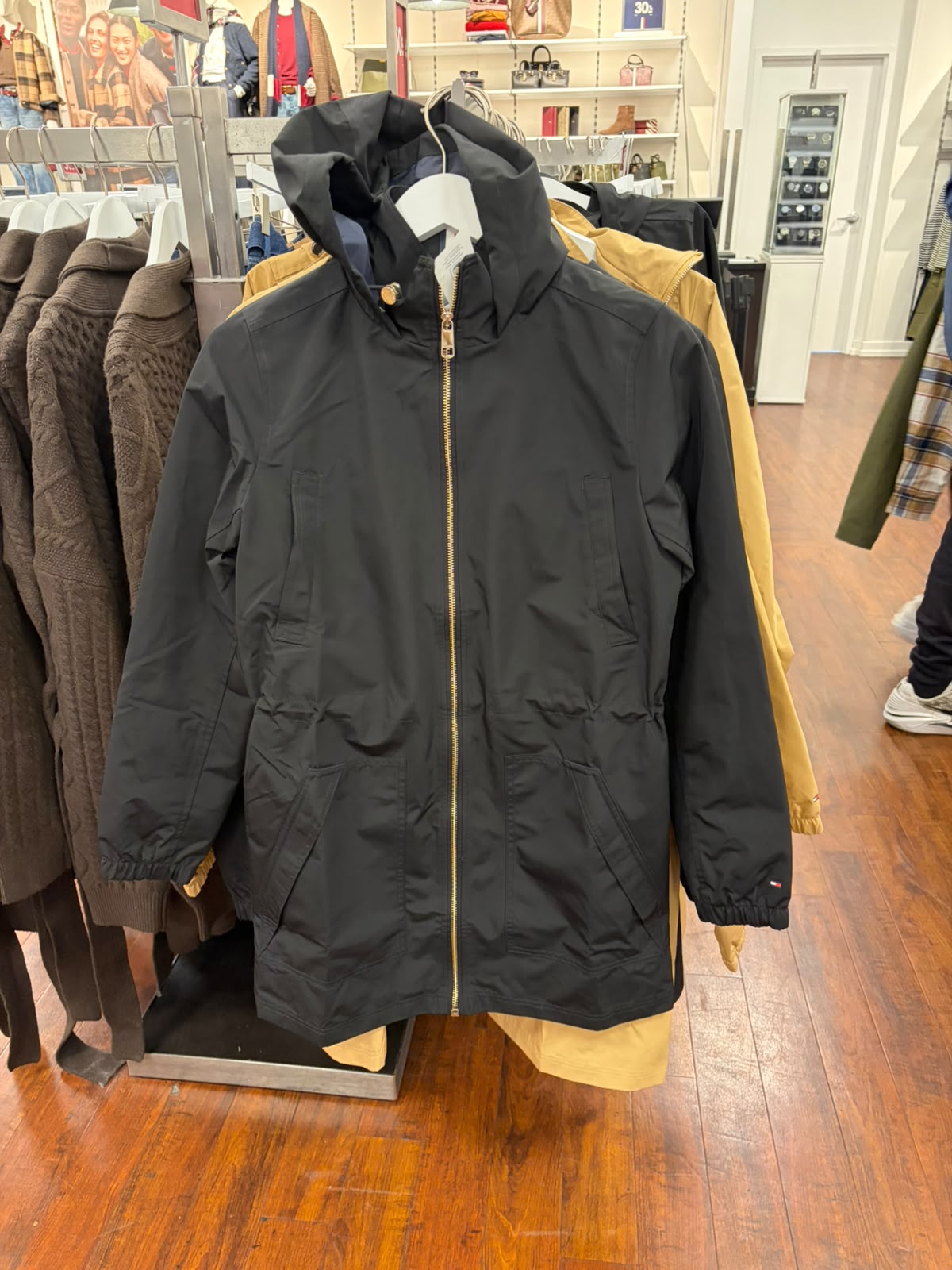 Hooded Storm women Jacket -Black