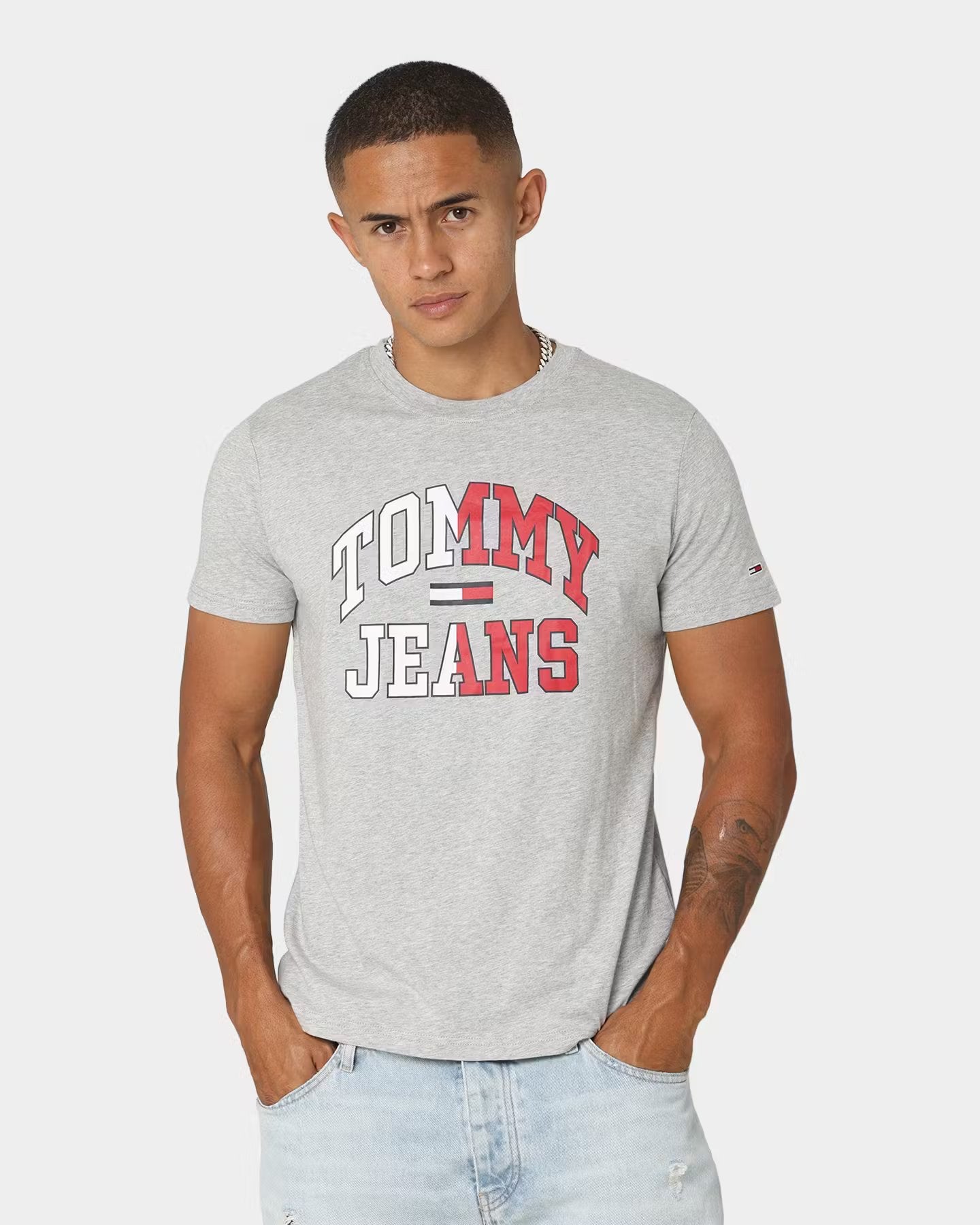 TOMMY JEANS MENS' TJM Entry Collegiate T-Shirt