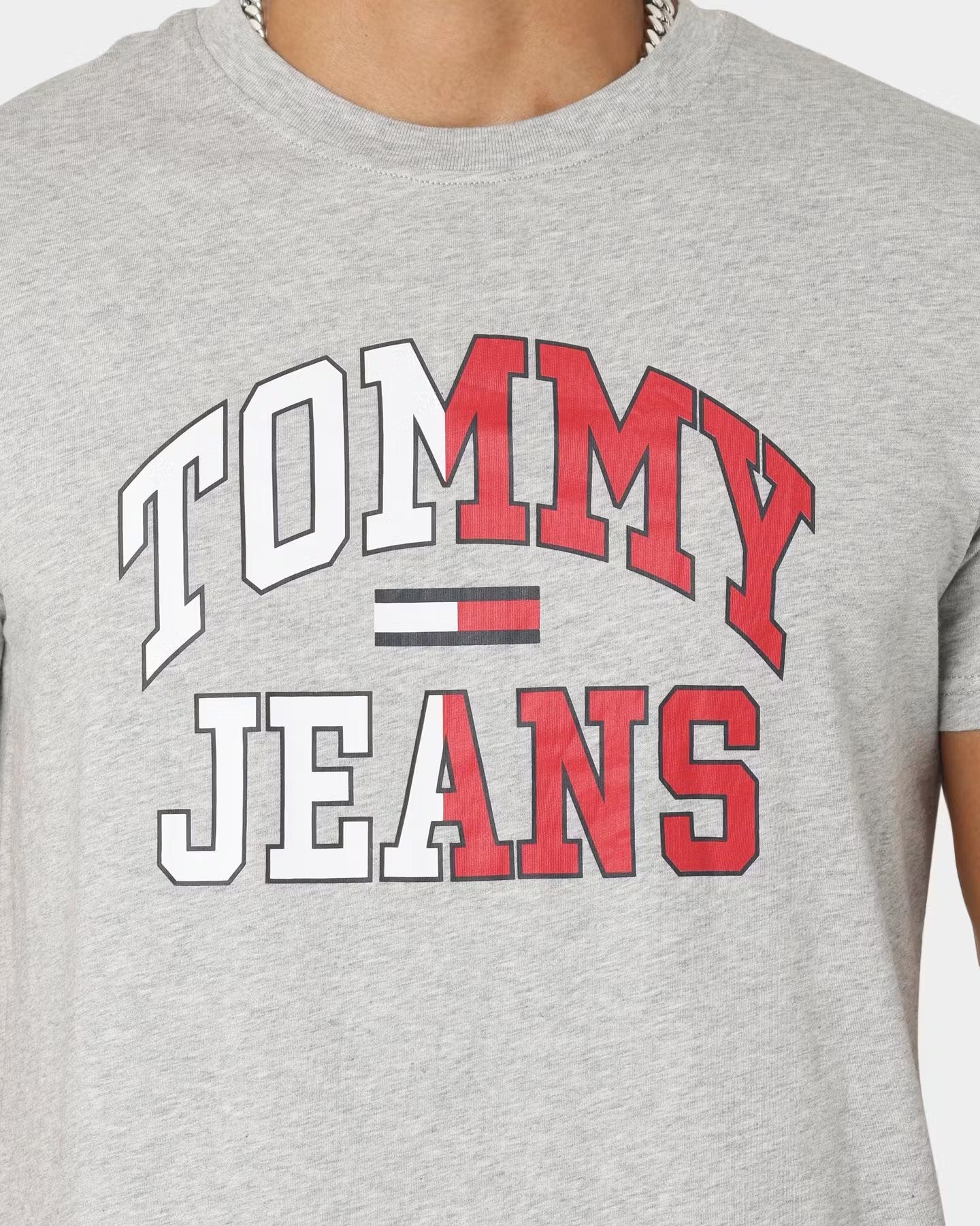 TOMMY JEANS MENS' TJM Entry Collegiate T-Shirt