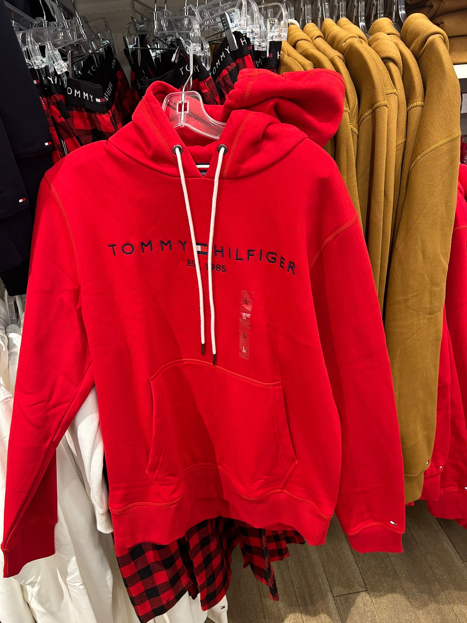 Tommy Mens' Embroidered Tommy Logo Hoodie Primary Red