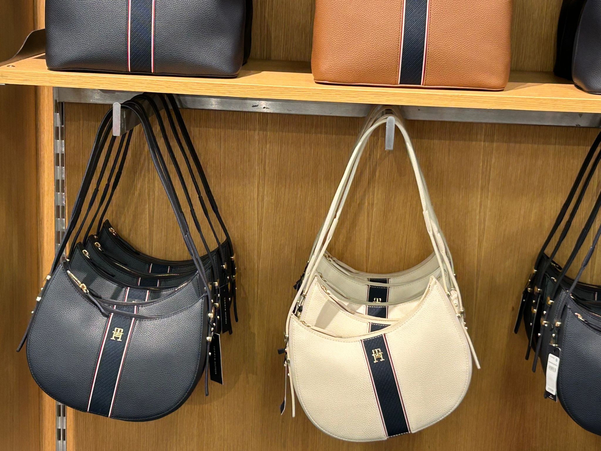 Womens' TOMMY Pebble Grain Hobo Bag NAVY