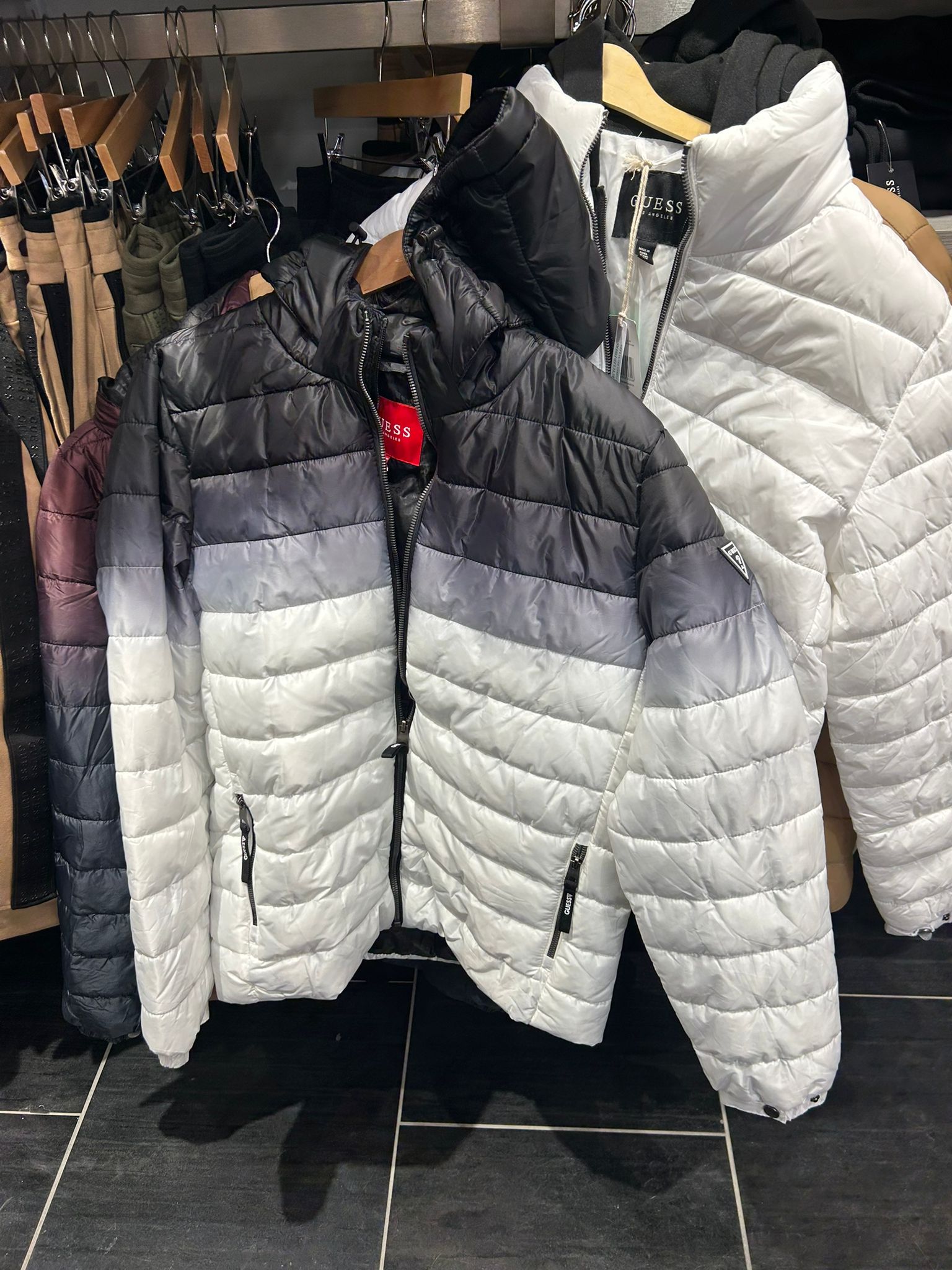 GUESS Mens' Harrison Ombre Puffer Jacket Black