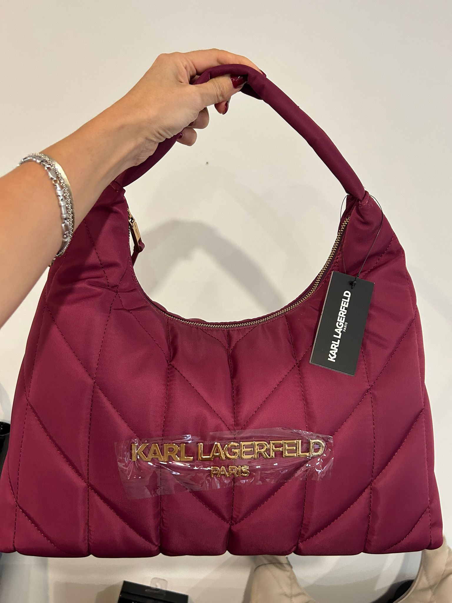 Women's KARL VOYAGE MED TOTE NYLON Wine