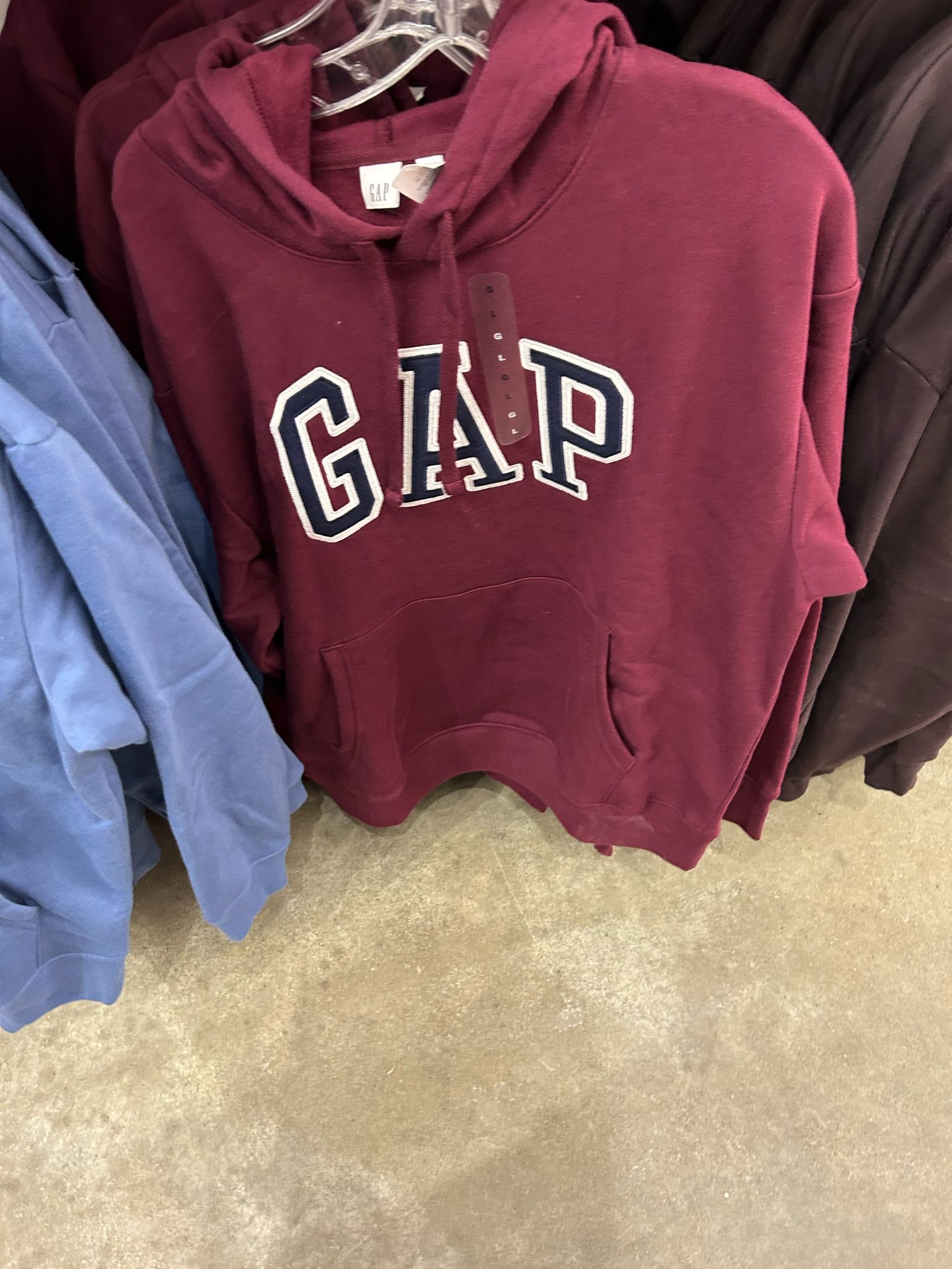 Women Gap Logo Hoodie/deep ruby red