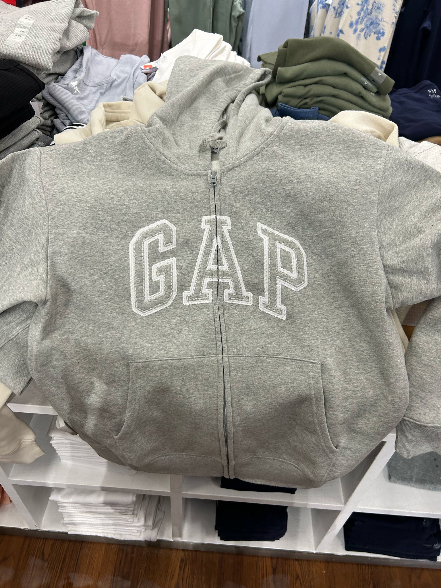 Women Relaxed Gap Logo Zip Hoodie/ grey