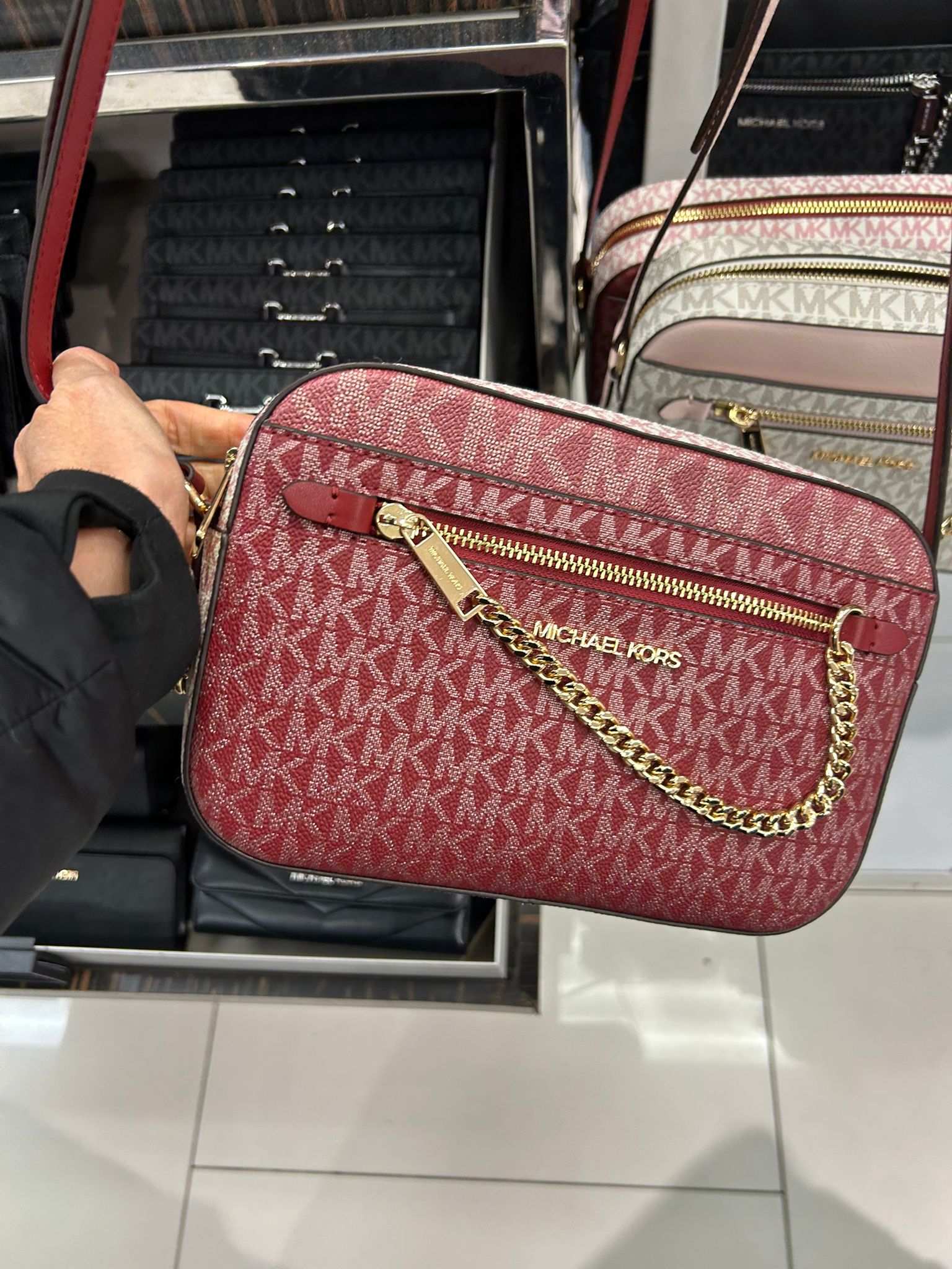 Michael Kors WOMENS' Jet Set Large Logo Crossbody Bag CHERRY