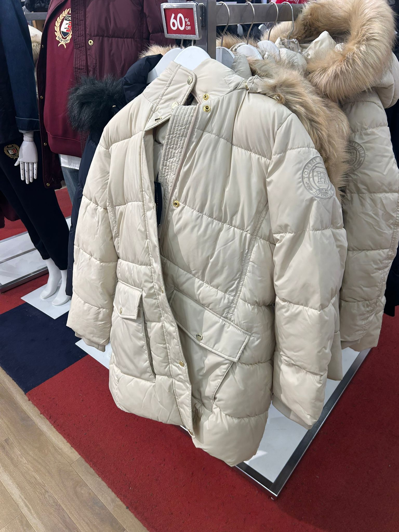 TOMMY WOMENS' Hooded Puffer Coat Classic Beige