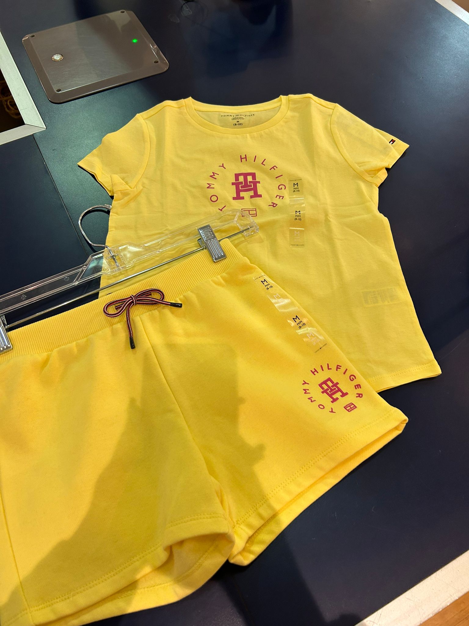Tommy Hilfiger GIRLS' Circle Logo short