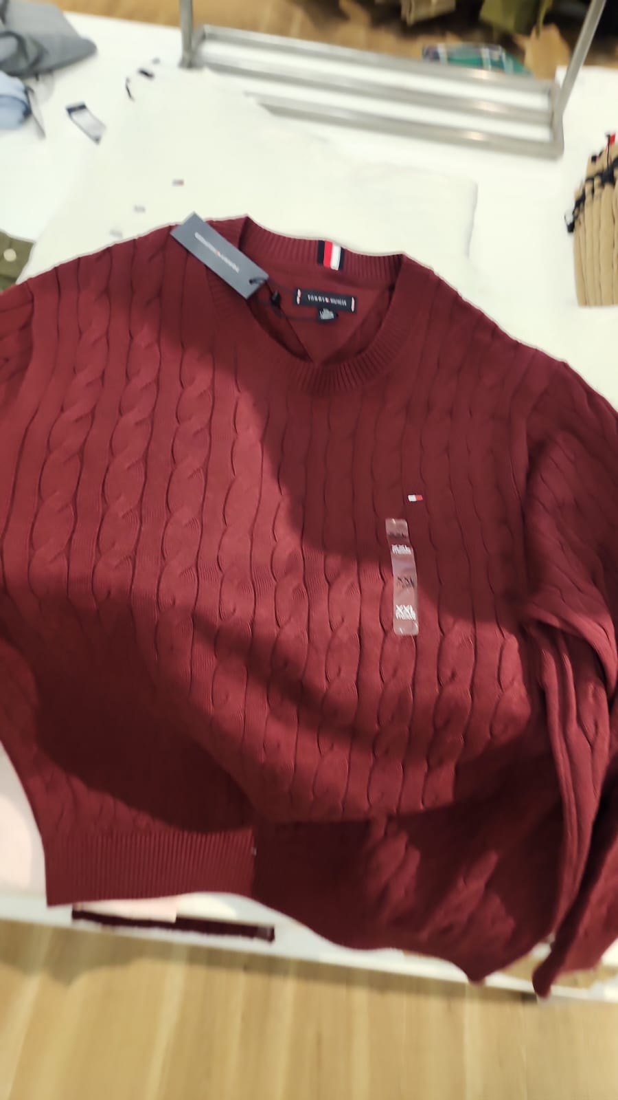 TOMMY MENS' Cable Knit Crewneck Sweater /Deep Rouge