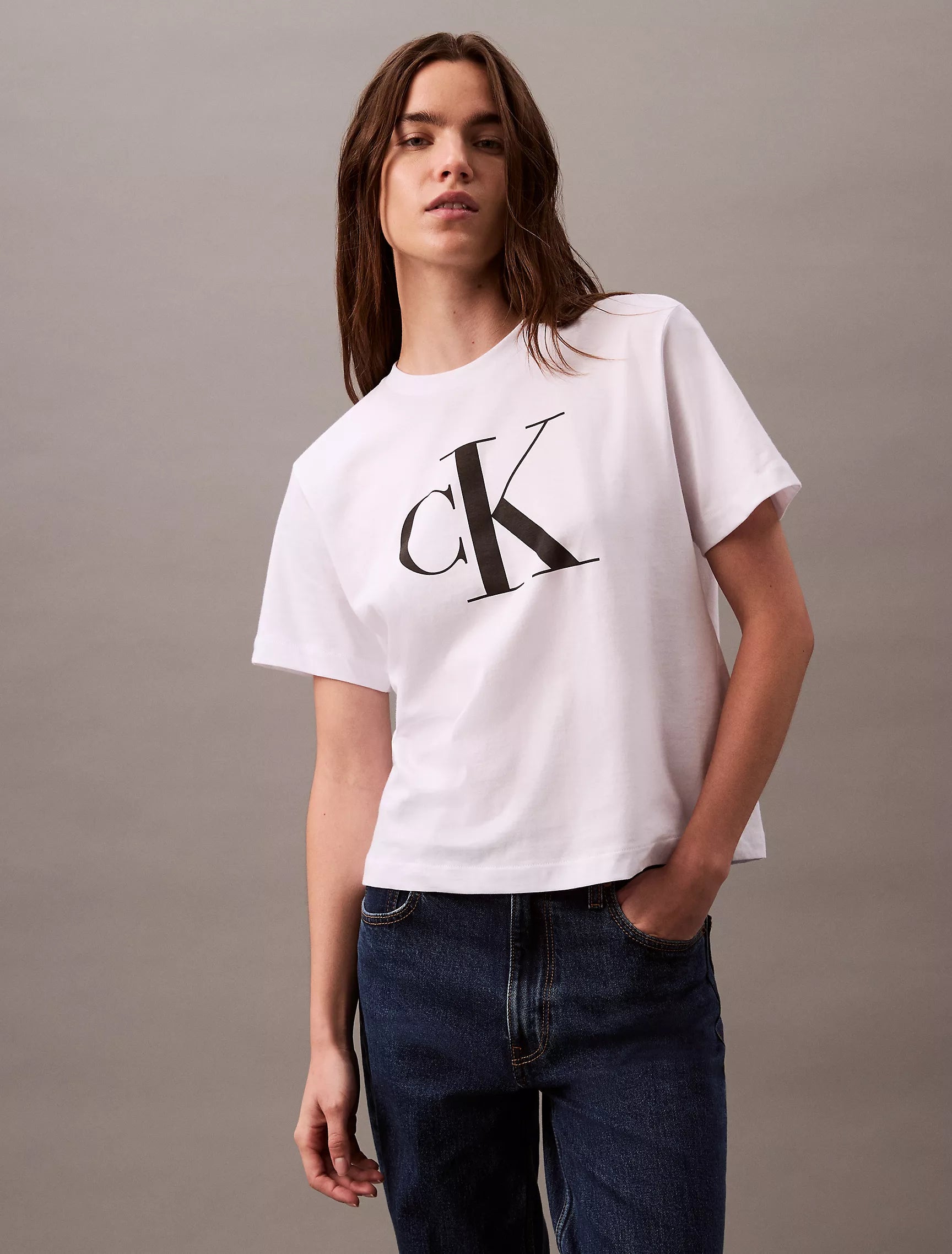 Calvin Klein Womens' Monogrammed boxy t-shirt/ WHITE