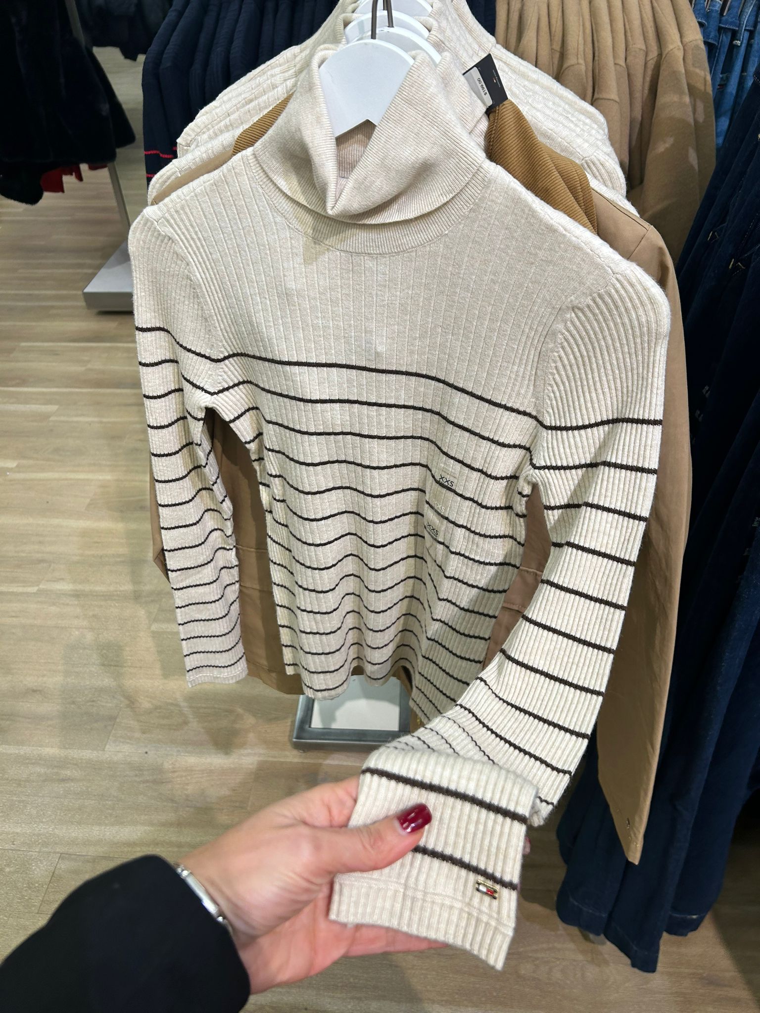 Womens' Tommy Stripe Rib-Knit Turtleneck Sweater Ivory Stripe