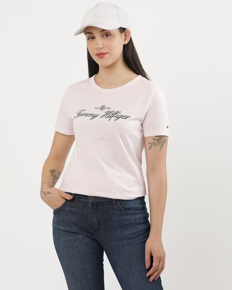 TOMMY Women Brand Print Regular Fit Crew-Neck T-Shirt/ PINK