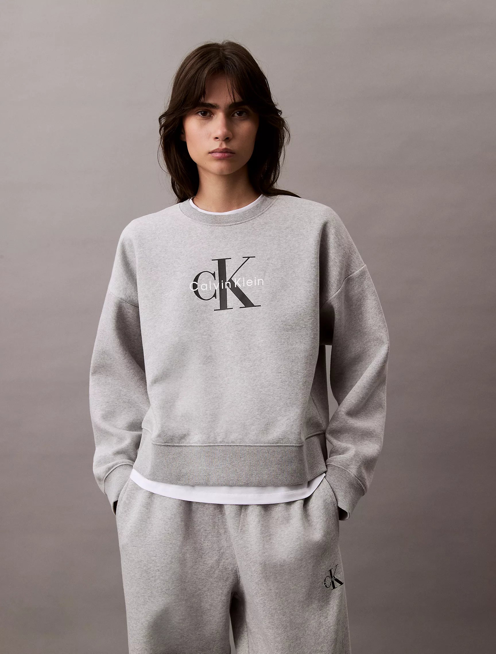 Calvin Klein Womens' Monogram Logo Fleece Relaxed Sweatshirt Heroic Gray Heather