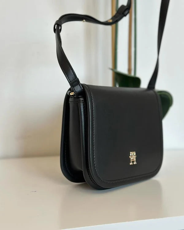 Women Tommy Hilfiger Black Medium Cross Body Bag