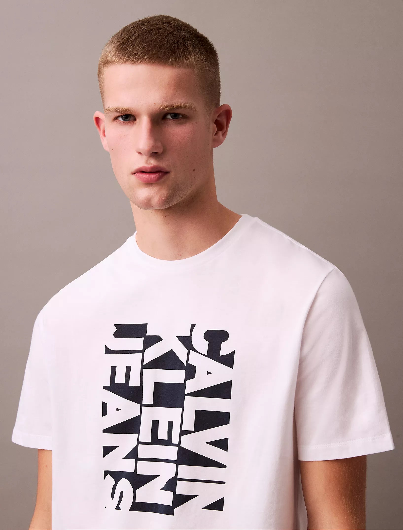 Calvin Klein MENS' Lateral Logo Graphic Classic T-Shirt
