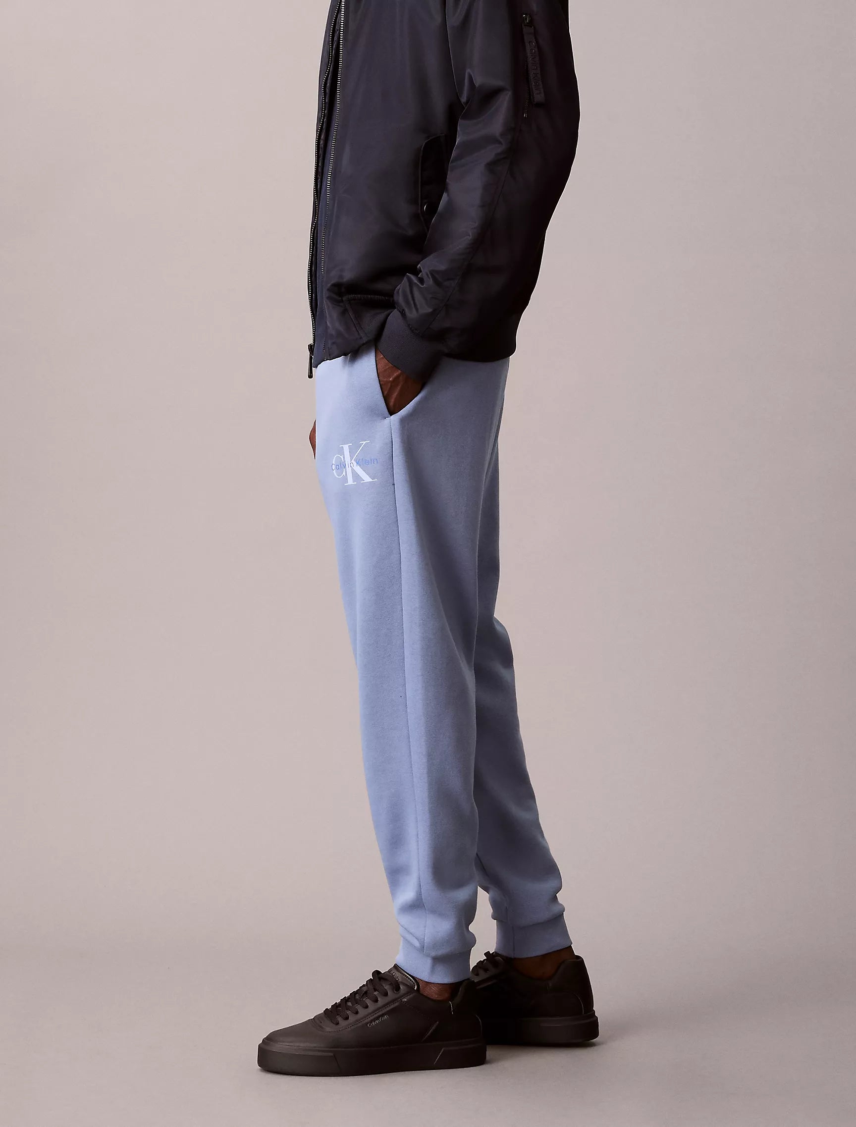 CALVIN KLEIN Mens' Monologo Fleece Joggers Dusty Sailor Blue