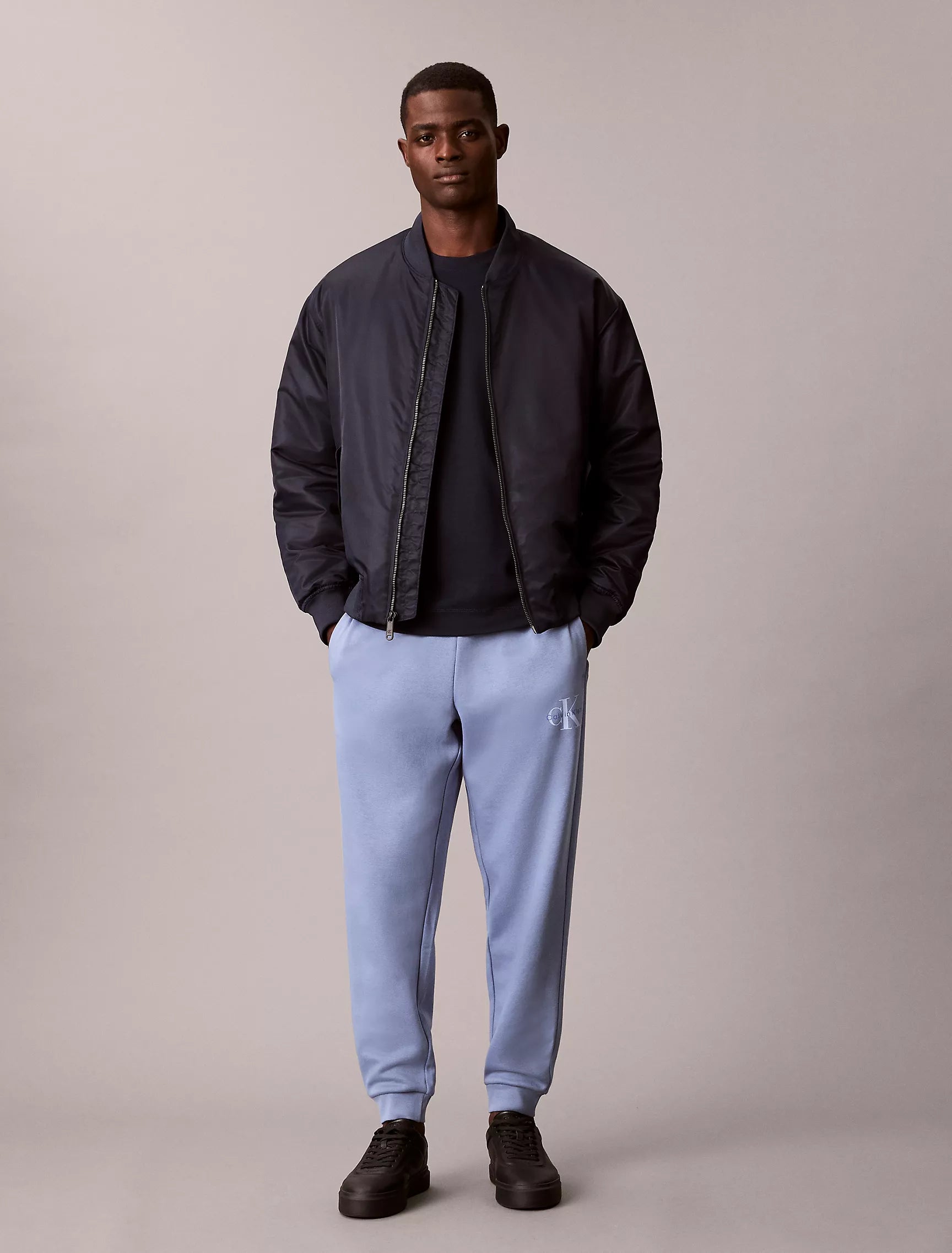 CALVIN KLEIN Mens' Monologo Fleece Joggers Dusty Sailor Blue