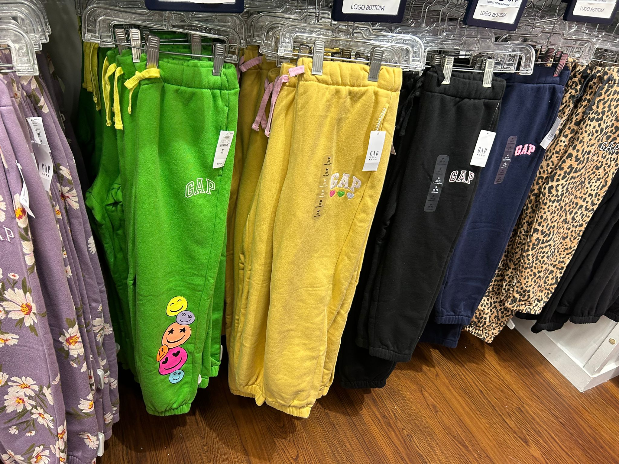 GapGirls Relaxed Gap Logo Joggers French Almond Yellow