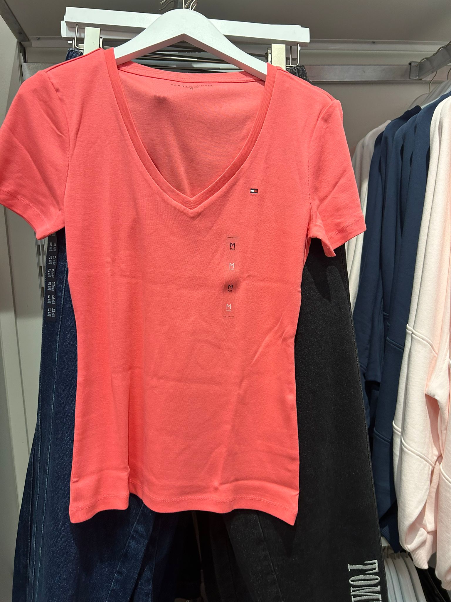 TOMMY Women V-Neck Favorite T-Shirt