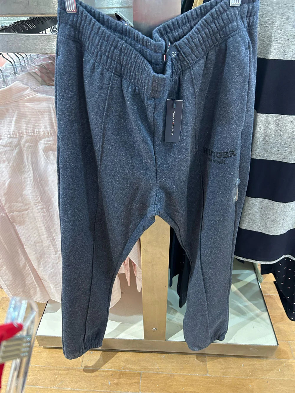 TOMMY MEN Embroidered Monotype Mouline Sweatpant