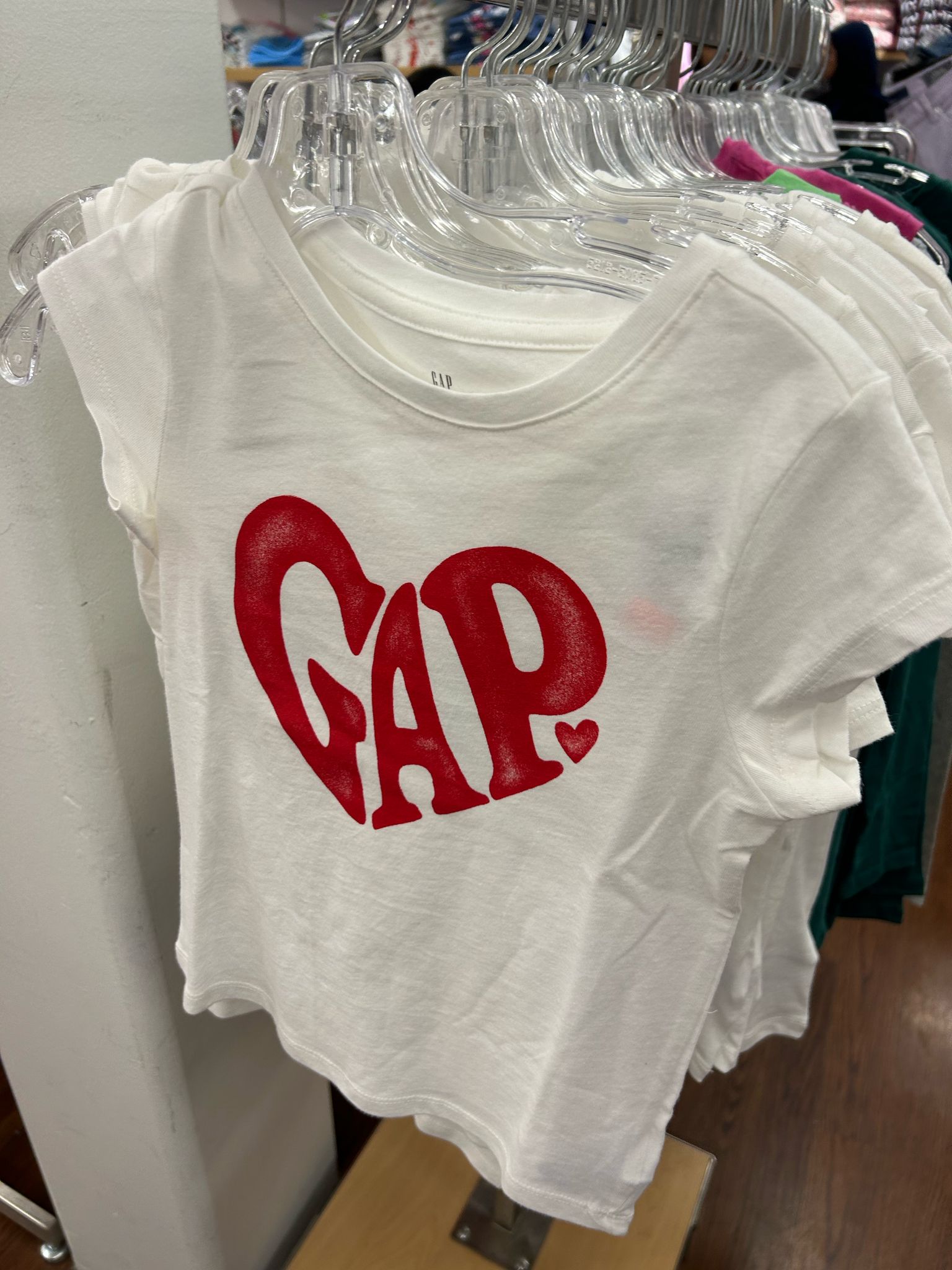 Gap Girls Graphic T-Shirt/ Red