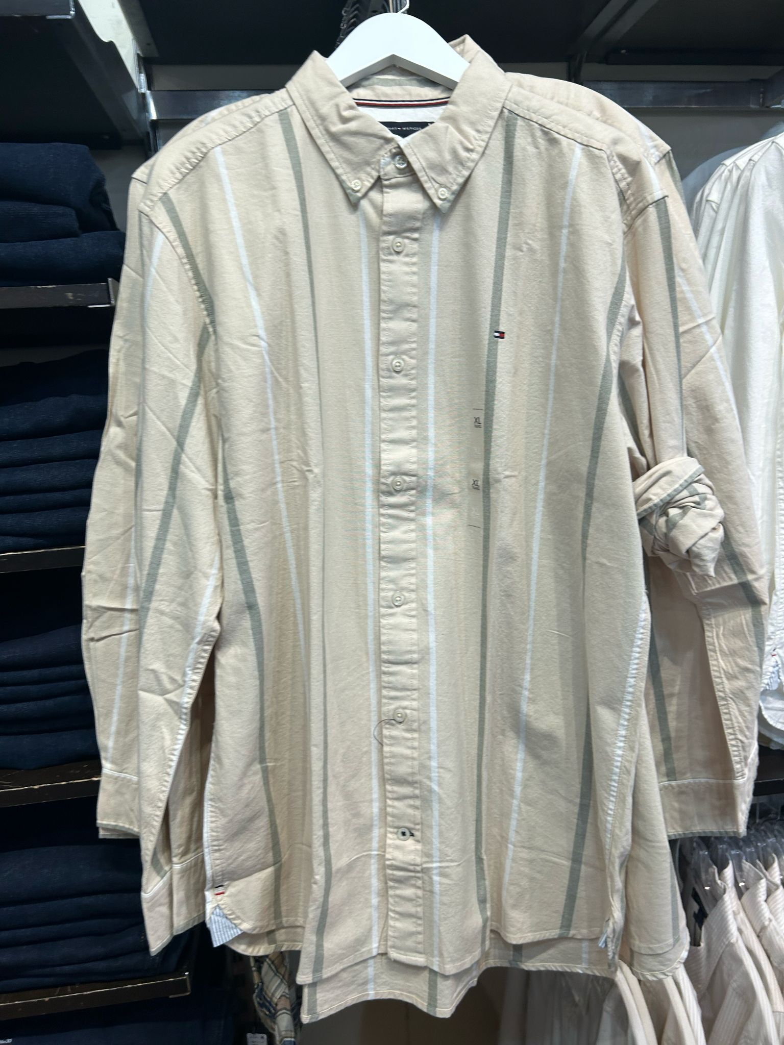 Tommy Mens' Regular Fit Stripe Oxford Shirt