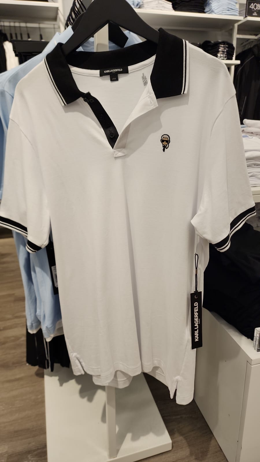 Karl Lagerfeld Paris Men's Short Sleeve Tipped Logo Polo Shirt