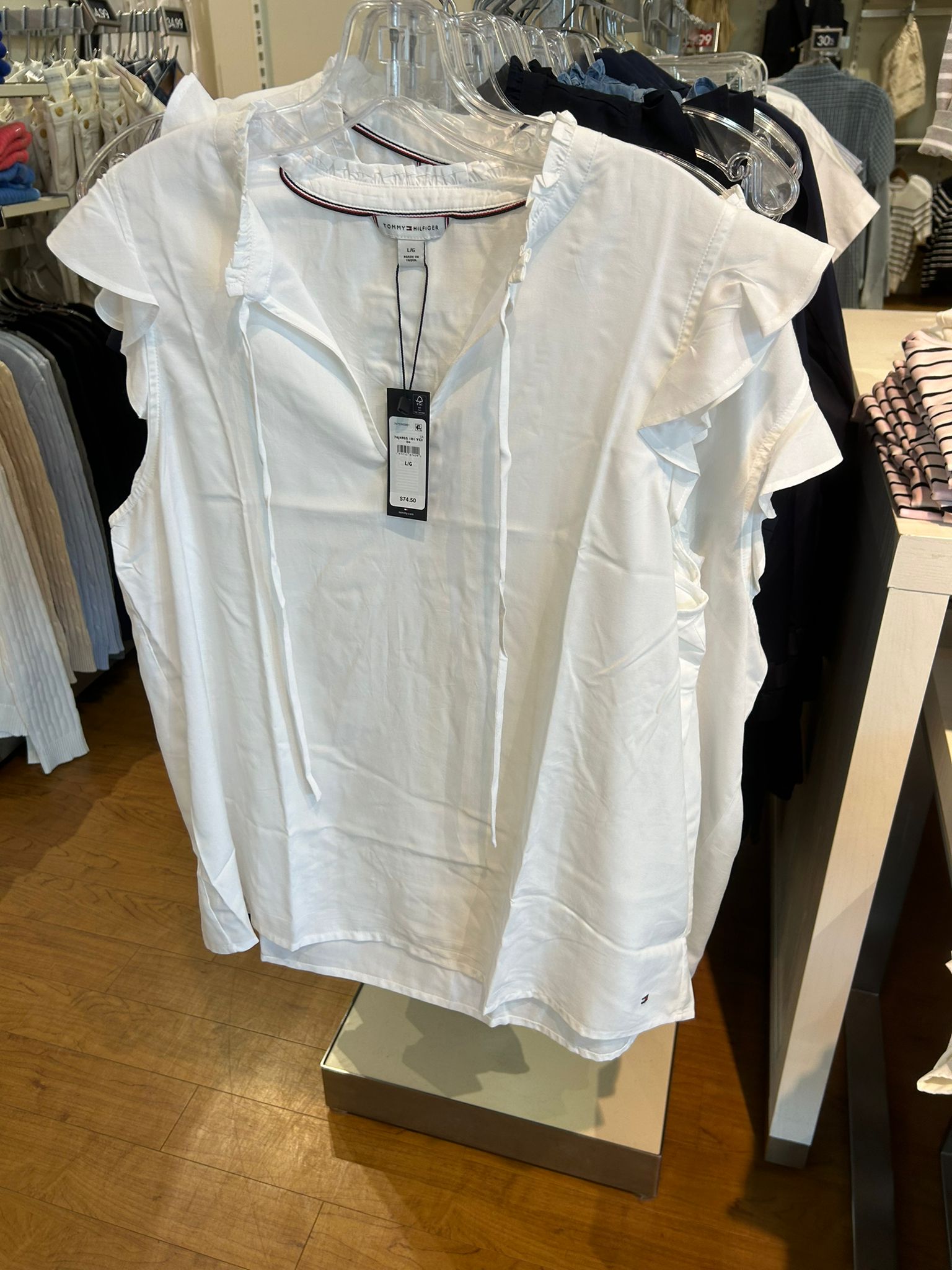 Women Tommys' Solid Flutter-Sleeve Ruffle Top/ White
