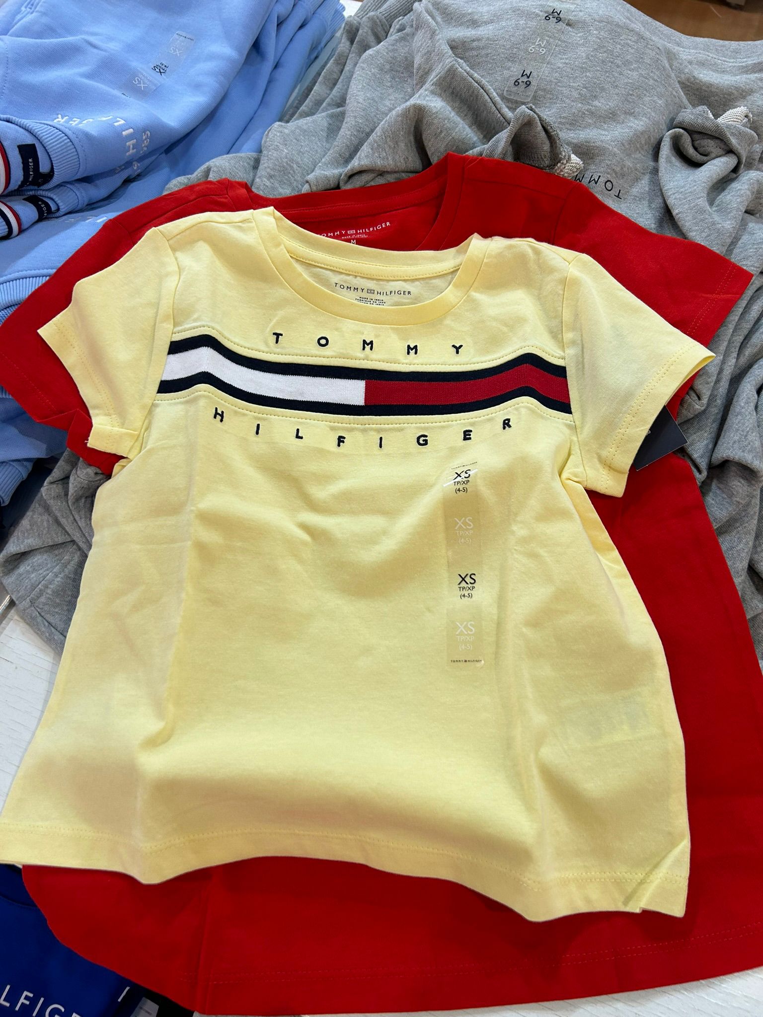 TOMMY HILFIGER Girls' EMBROIDERED FLAG LOGO T-SHIRT
