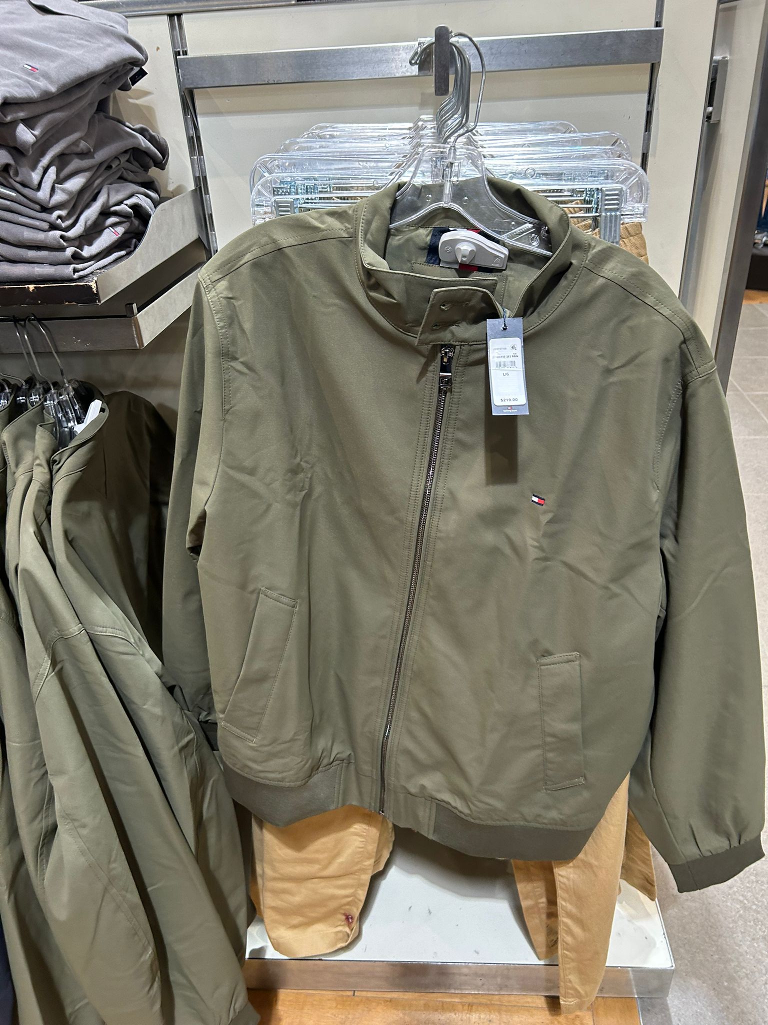 Tommy Mens' Essential Jacket Fatigue Green