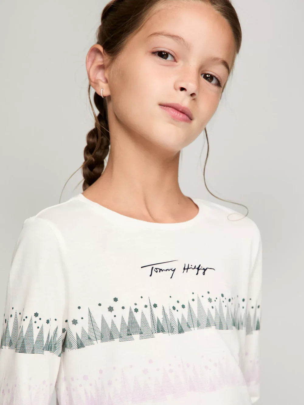 Girls' Tommy Tree and Snow Graphic T-Shirt