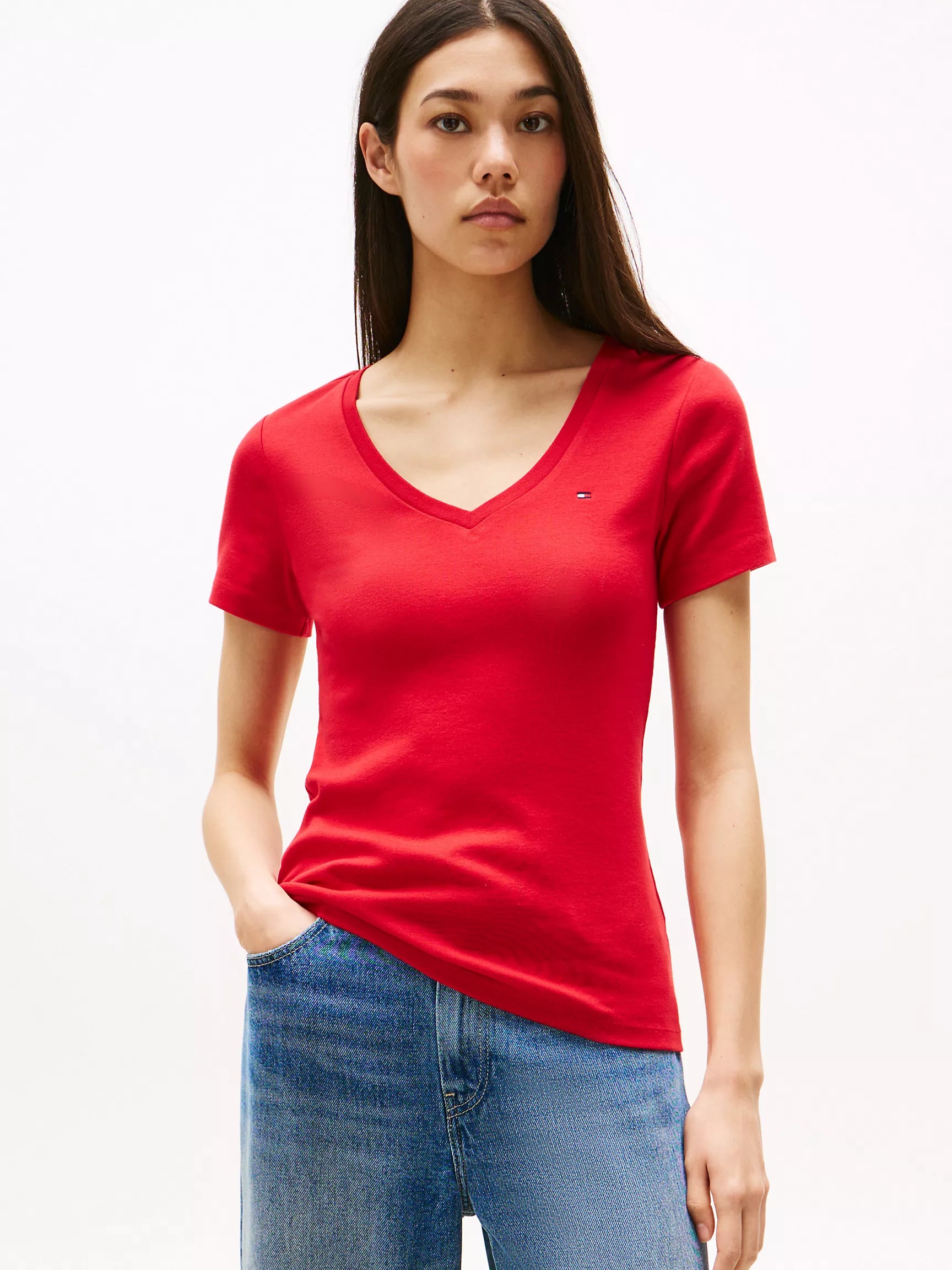 TOMMY Womens' V-Neck Favorite T-Shirt/ Primary Red