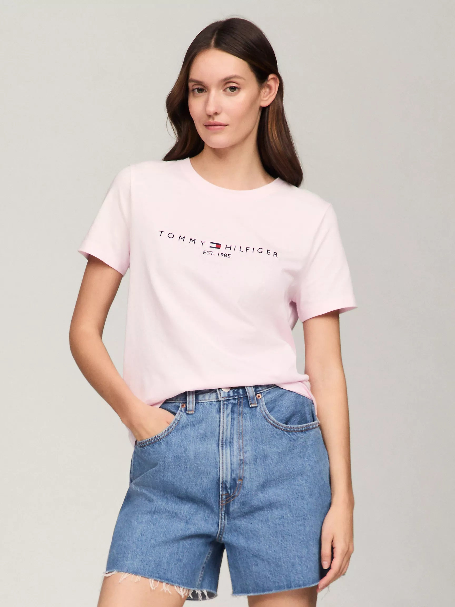 Womens' Tommy Embroidered Tommy Logo T-Shirt / ice pink