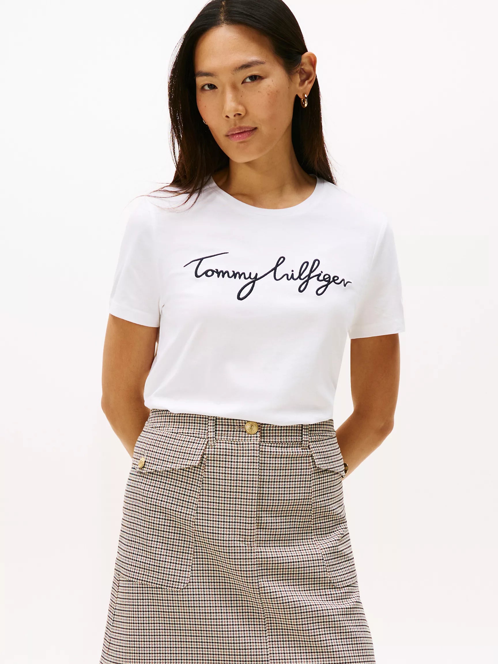 Womens' TOMMY Embroidered Signature Crewneck T-Shirt / WHITE