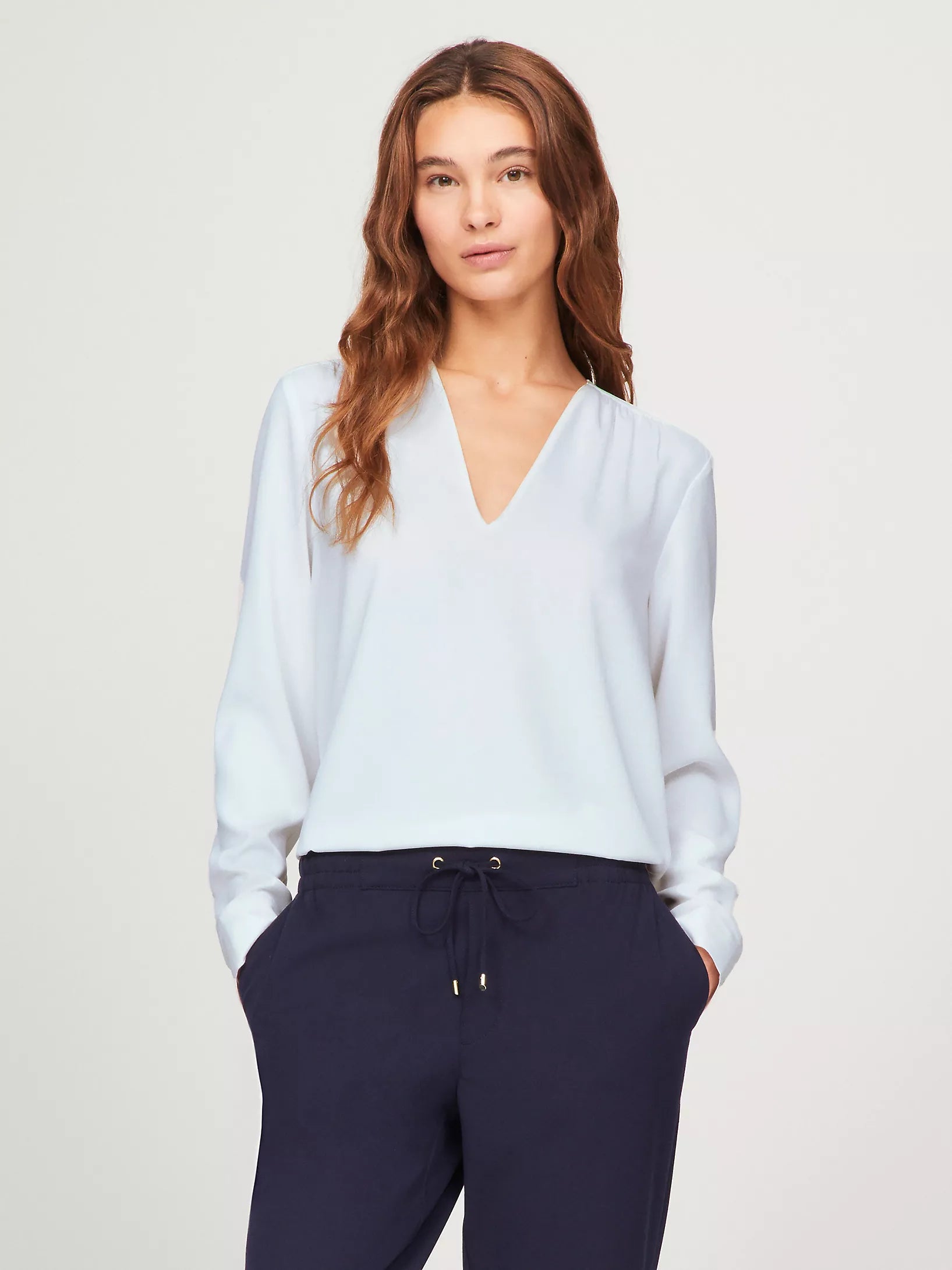 Tommy Hilfiger Women's V-Neck Relaxed Fit Top