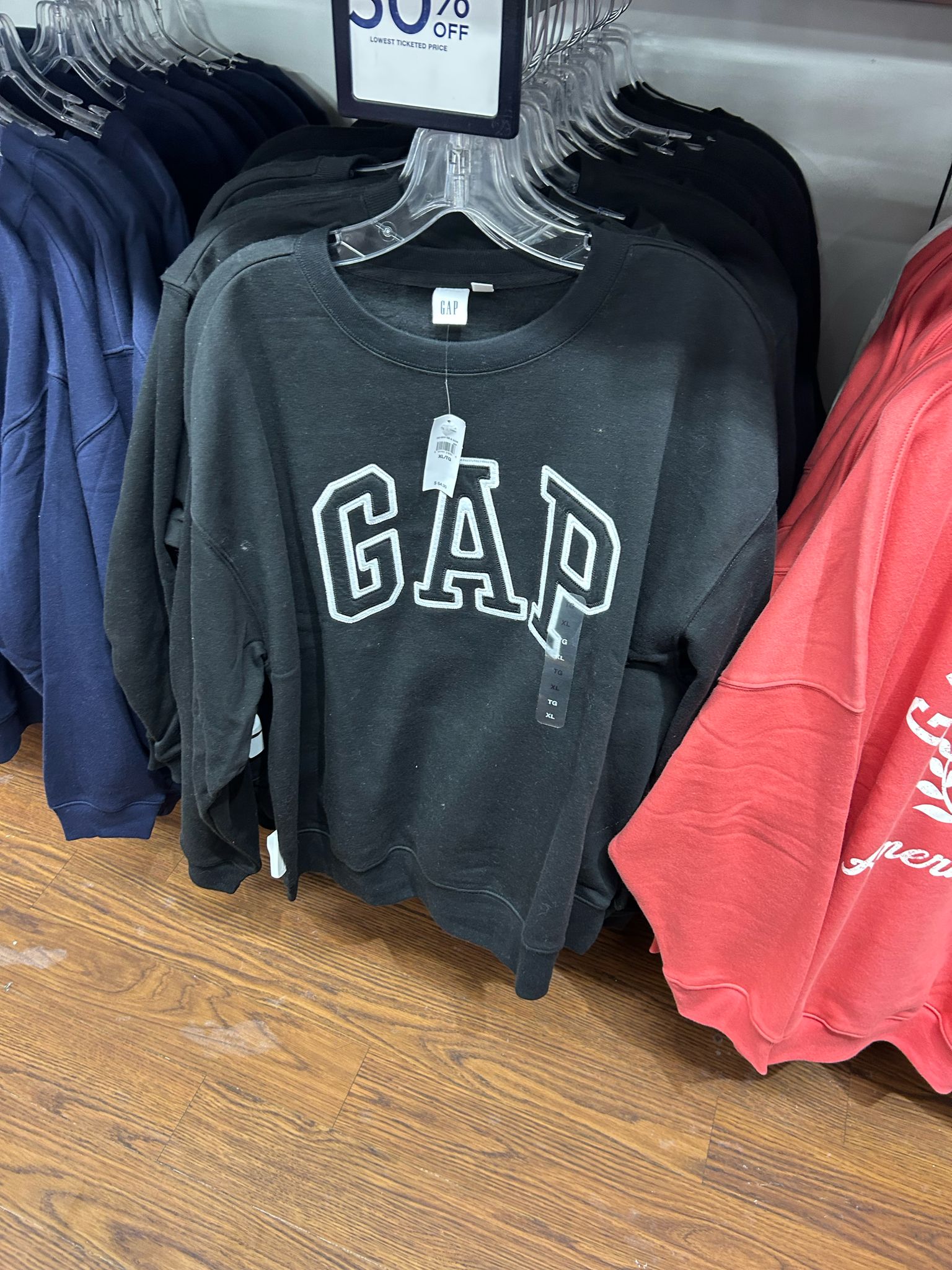 Women Gap Logo Sweatshirt/ black