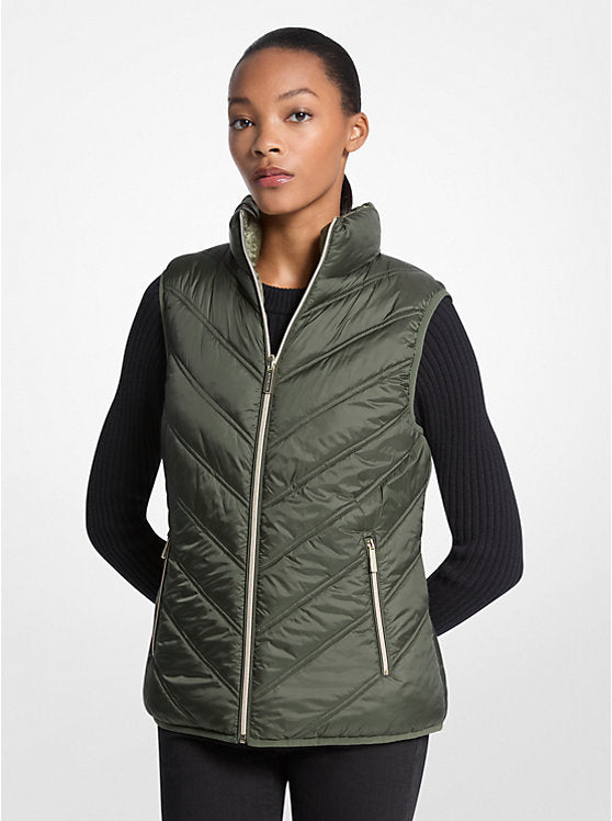 Michael Kors WOMENS' Chevron Quilted Logo Print and Nylon Packable Vest OLIVE