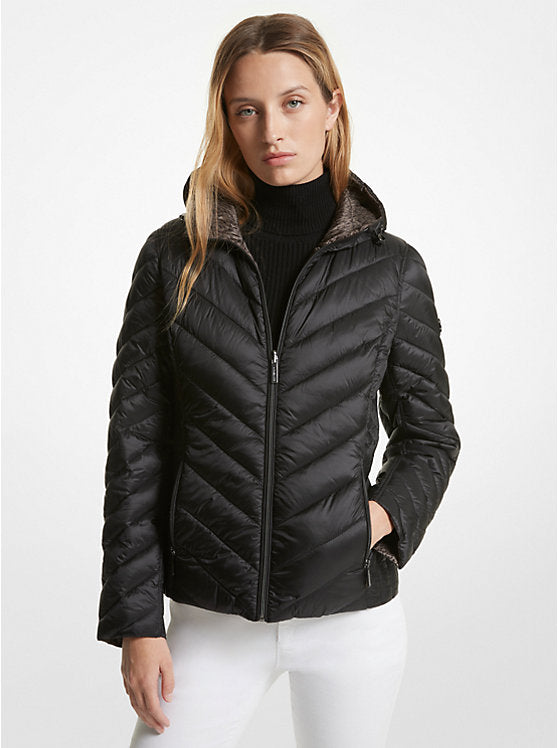 Michael Kors WOMENS' Chevron Logo Print Quilted Nylon Reversible Jacket BLACK