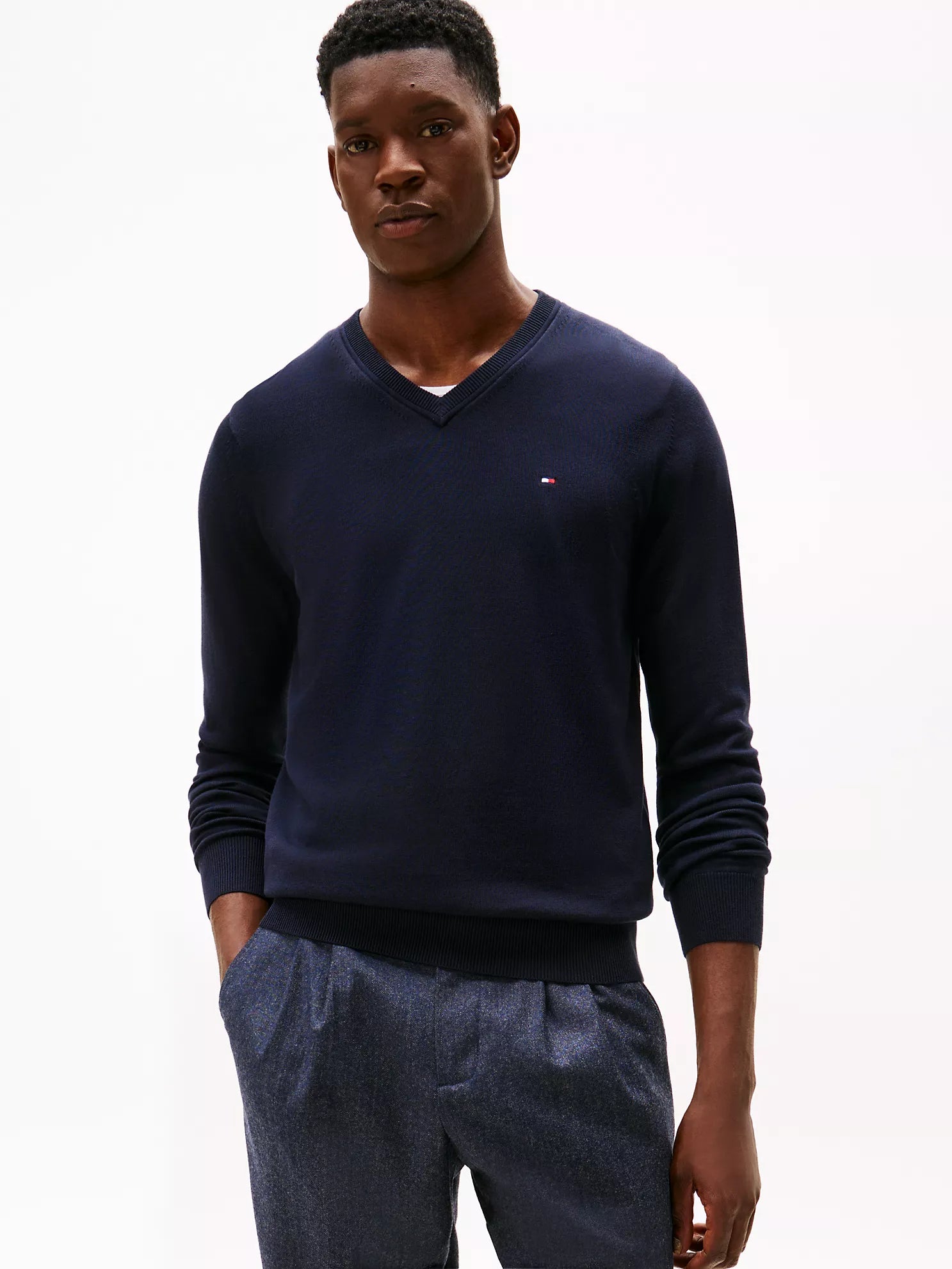 Tommy MENS' Solid Logo V-Neck Sweater Navy