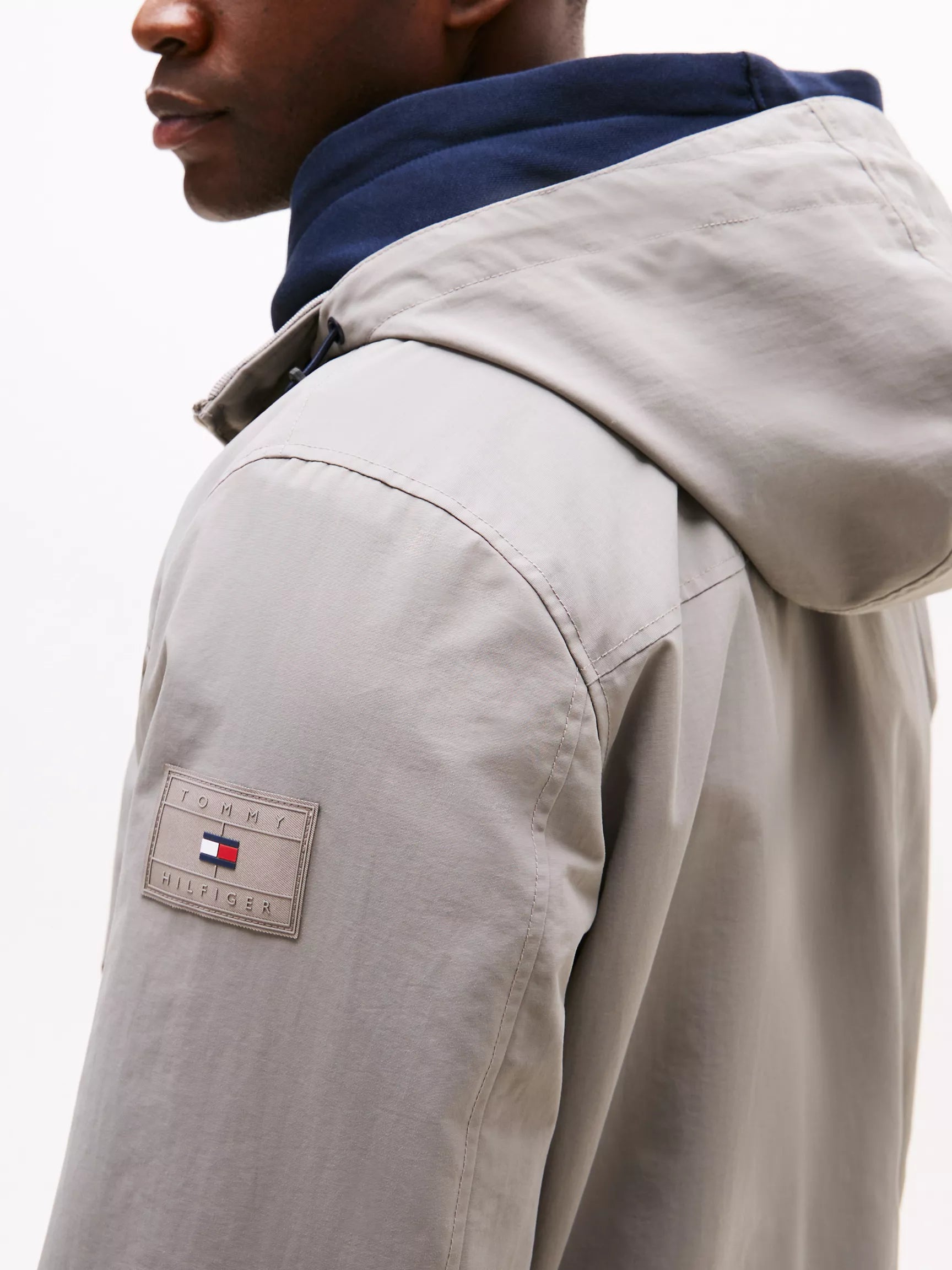 Tommy Mens' Water-Resistant Hooded Regatta Jacket Hydrogen Grey