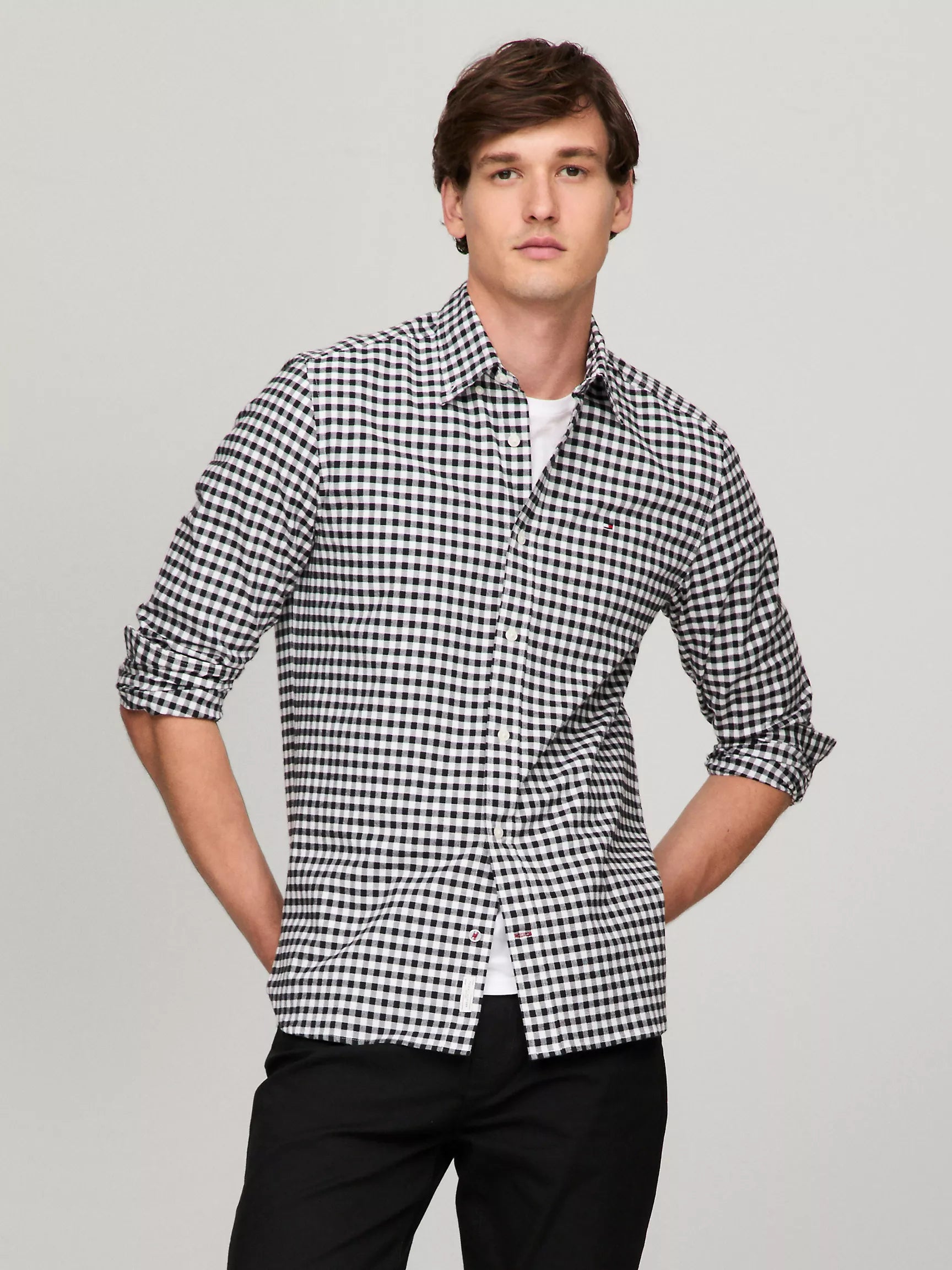 Tommy Mens' Regular Fit Gingham Oxford Shirt Black/Optic White