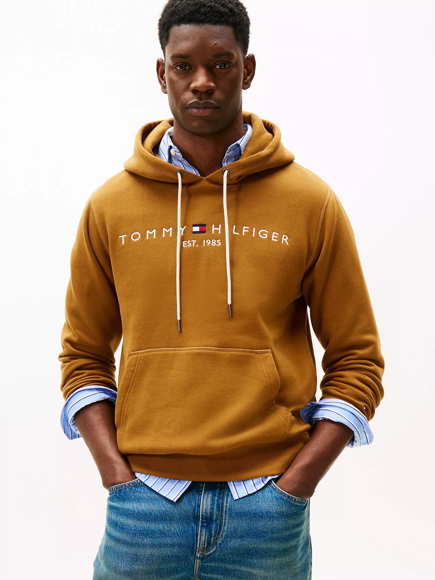 Tommy Mens' Embroidered Tommy Logo Hoodie Country Brown