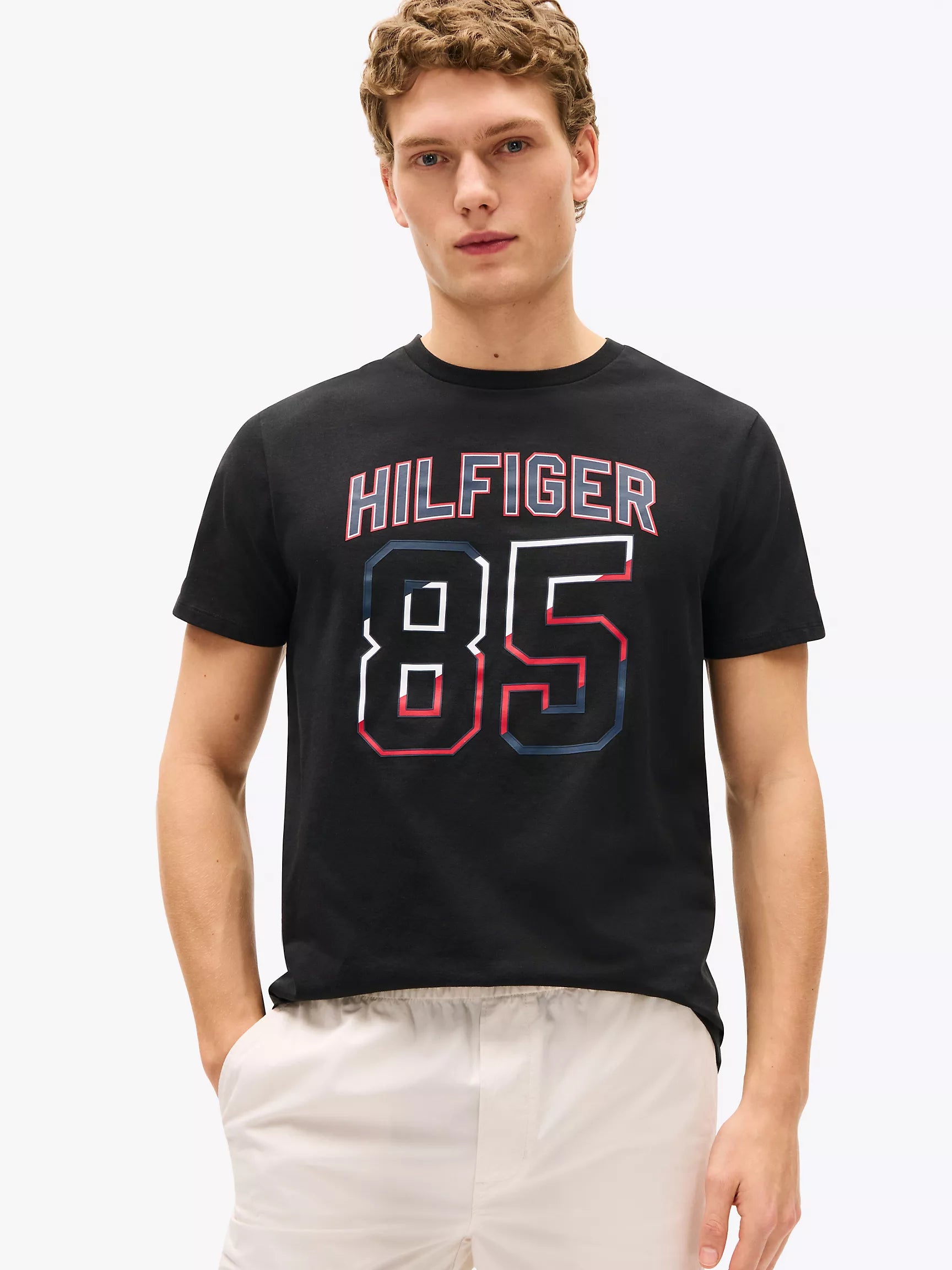 TOMMY MEN Hilfiger 85 Logo T-Shirt/ BLACK