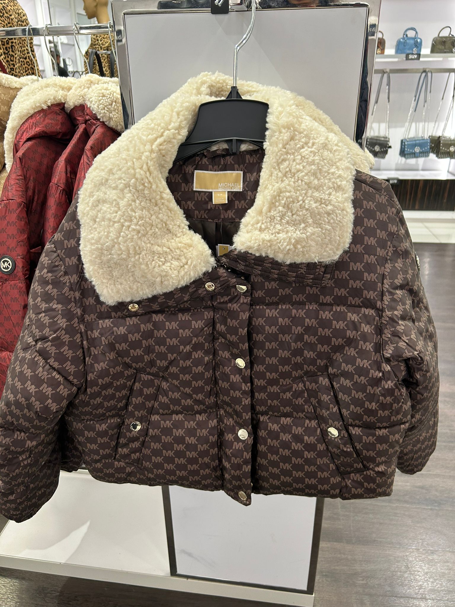Michael Kors WOMENS' Logo Print and Sherpa Puffer Jacket CHOCOLATE
