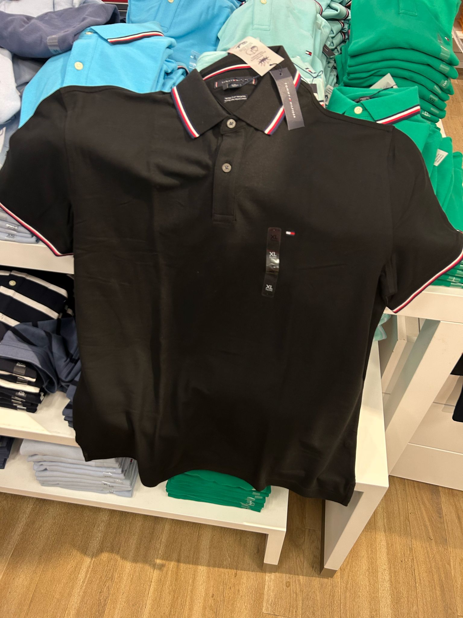 Mens' Regular Fit Tommy Wicking Polo/BLACK