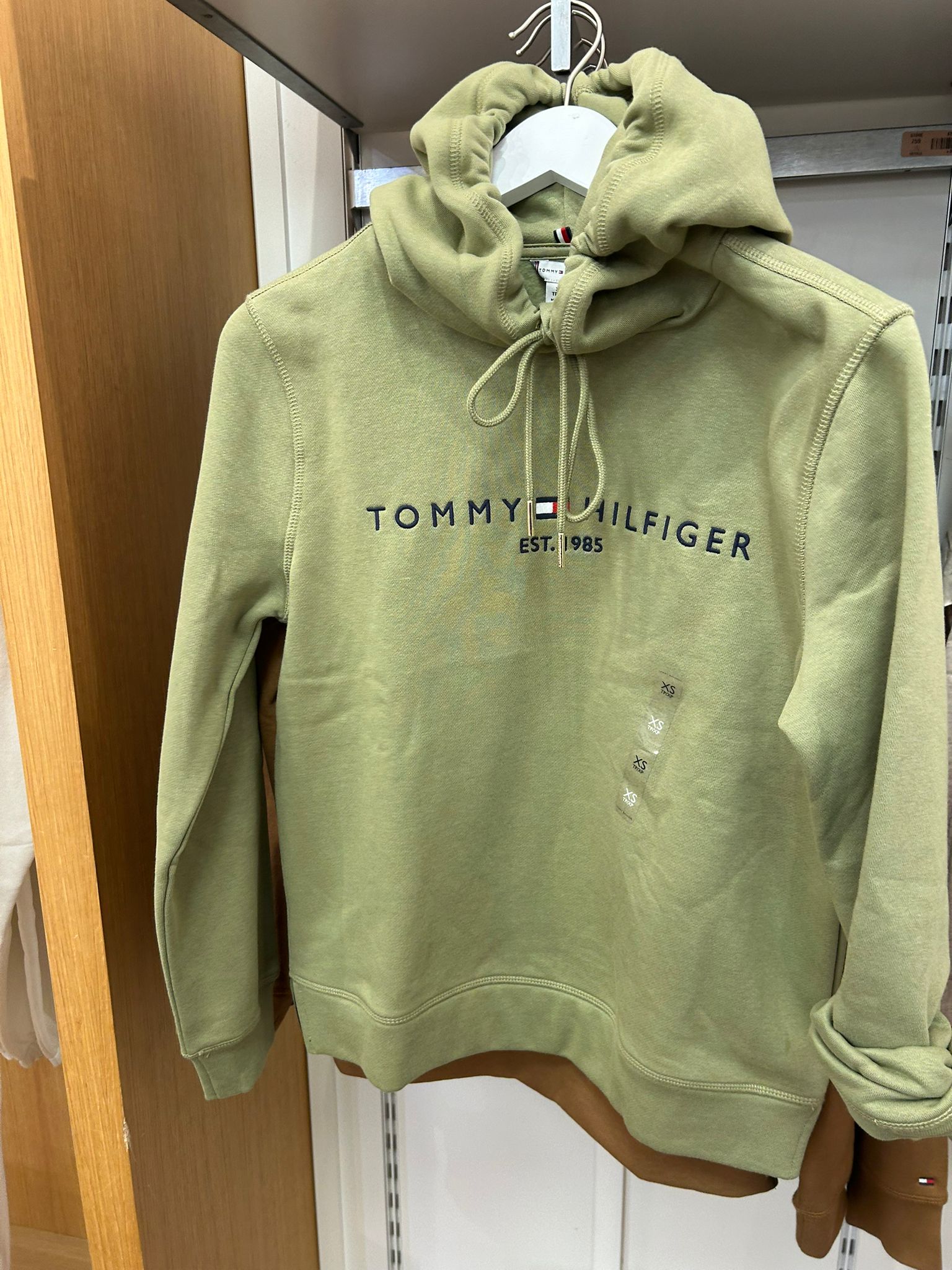 Women Embroidered Tommy Logo Hoodie/Faded Olive