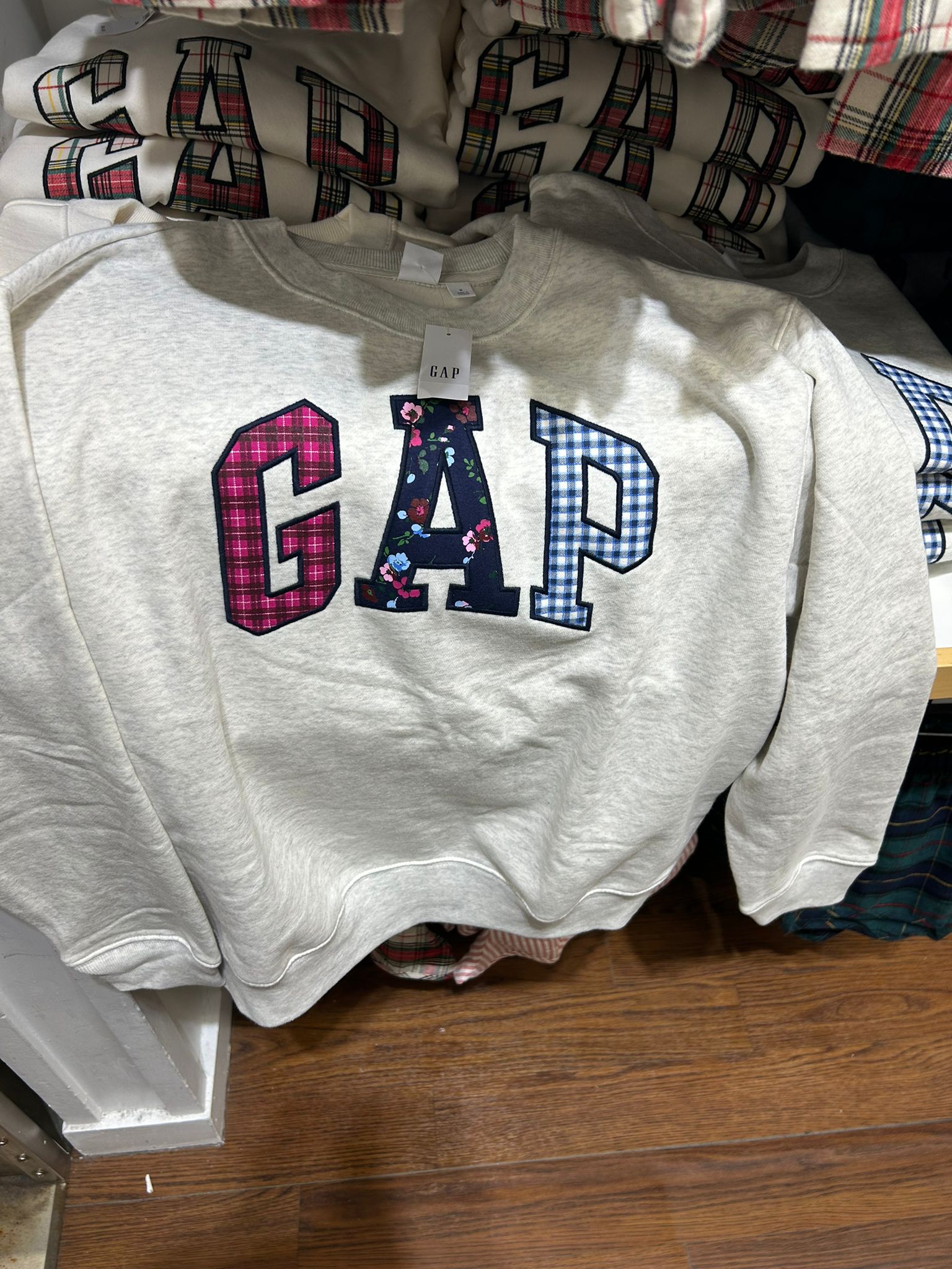 Womens' Gap Logo Sweatshirt Pale Grey Heather