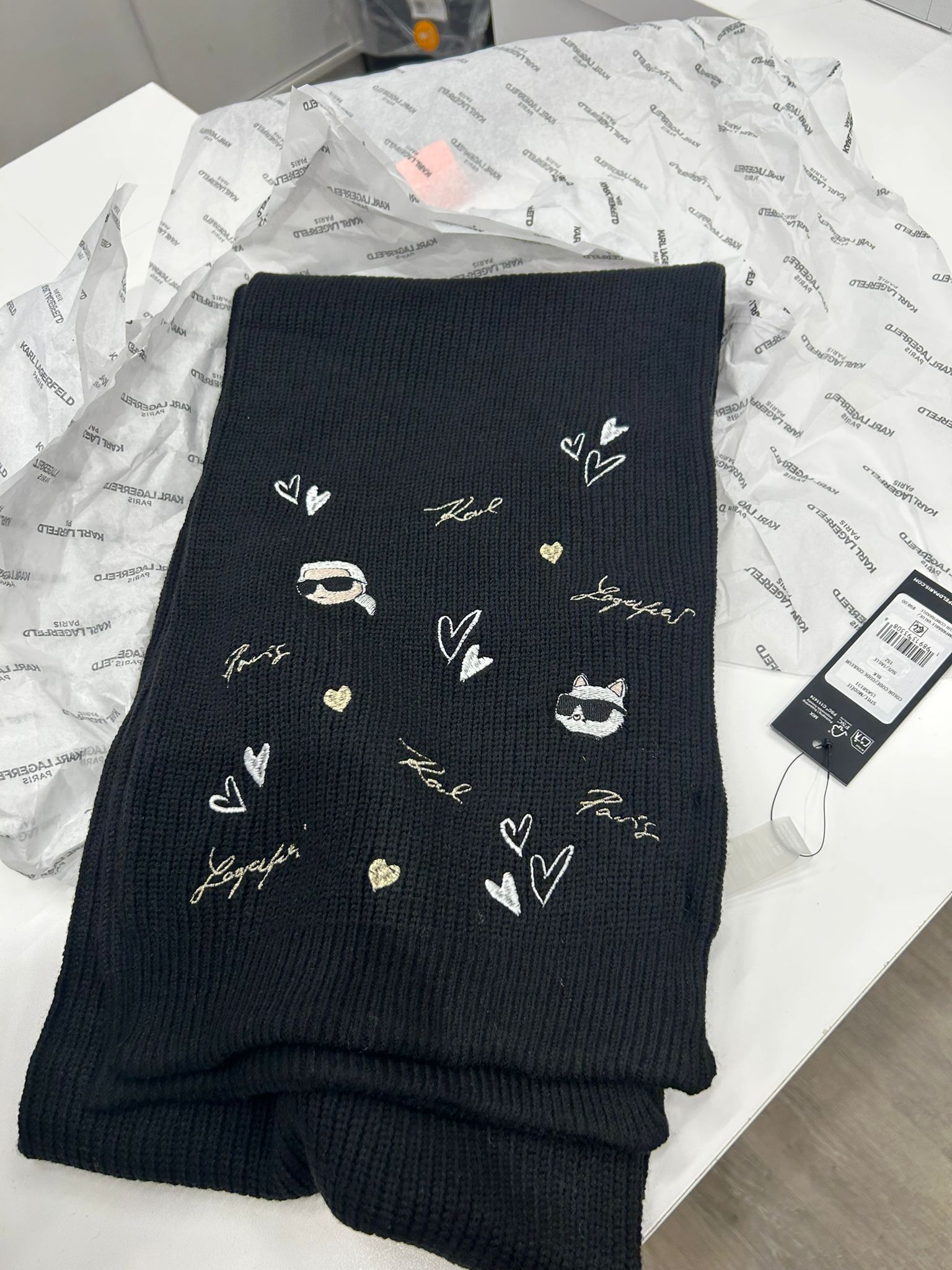 Karl Lagerfeld Paris Womens' ICONS SCARF